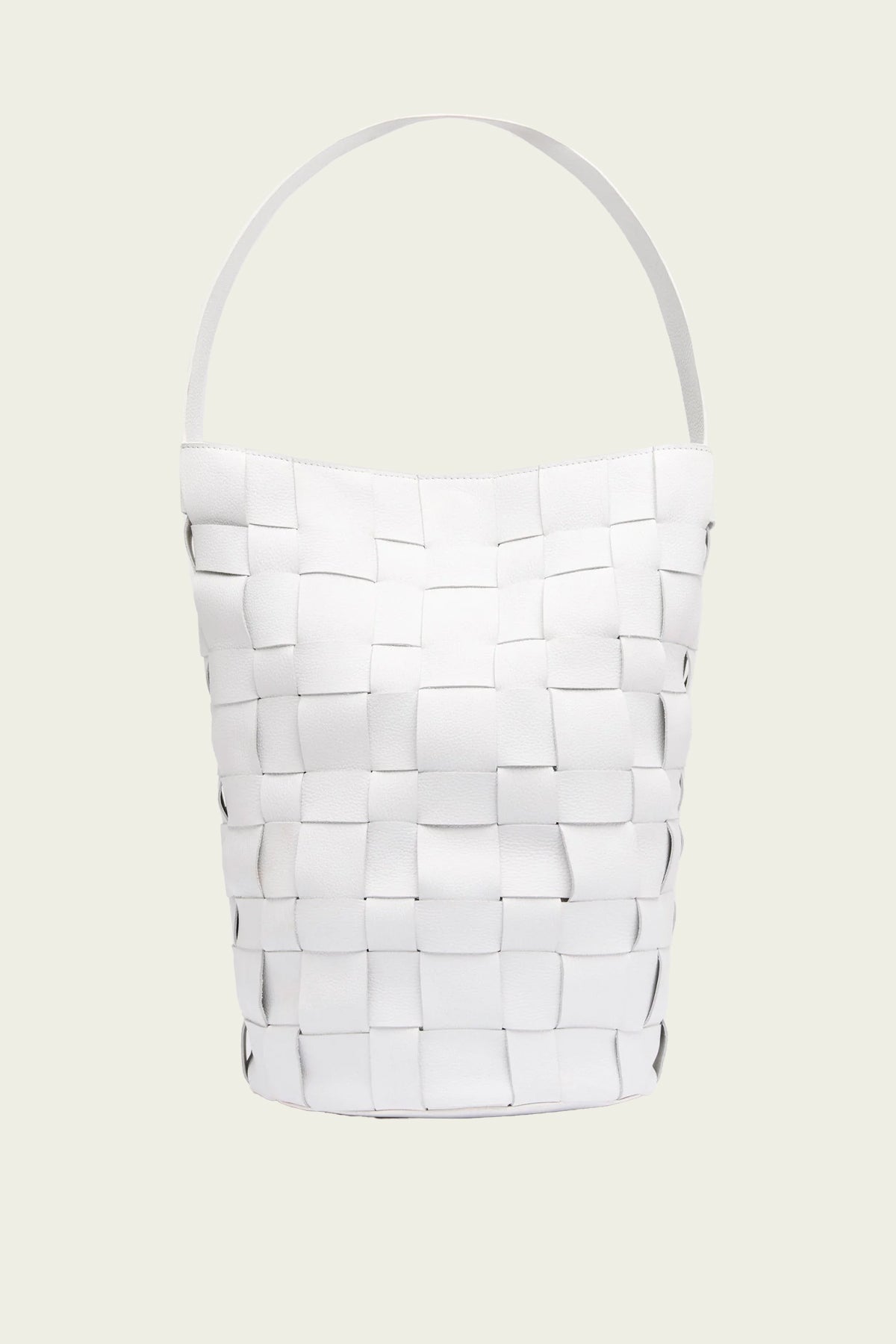 Woven Bucket Bag in White - shop-olivia.com