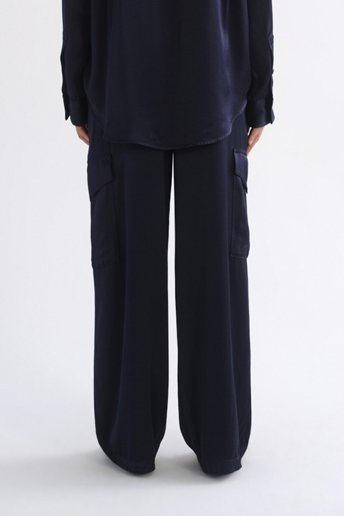 Shara Pant in Navy