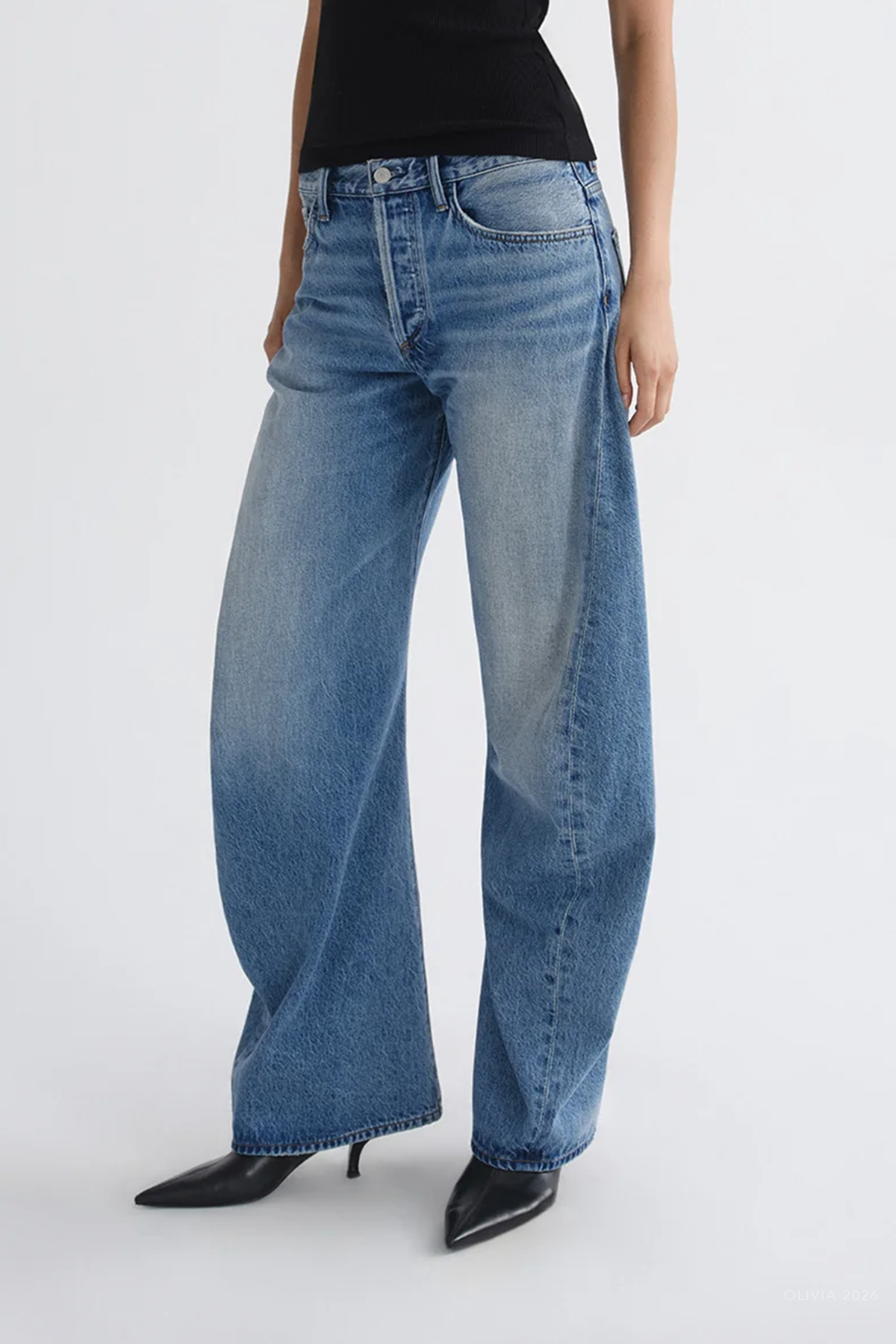Spiral Jean (Weightless) in Venture