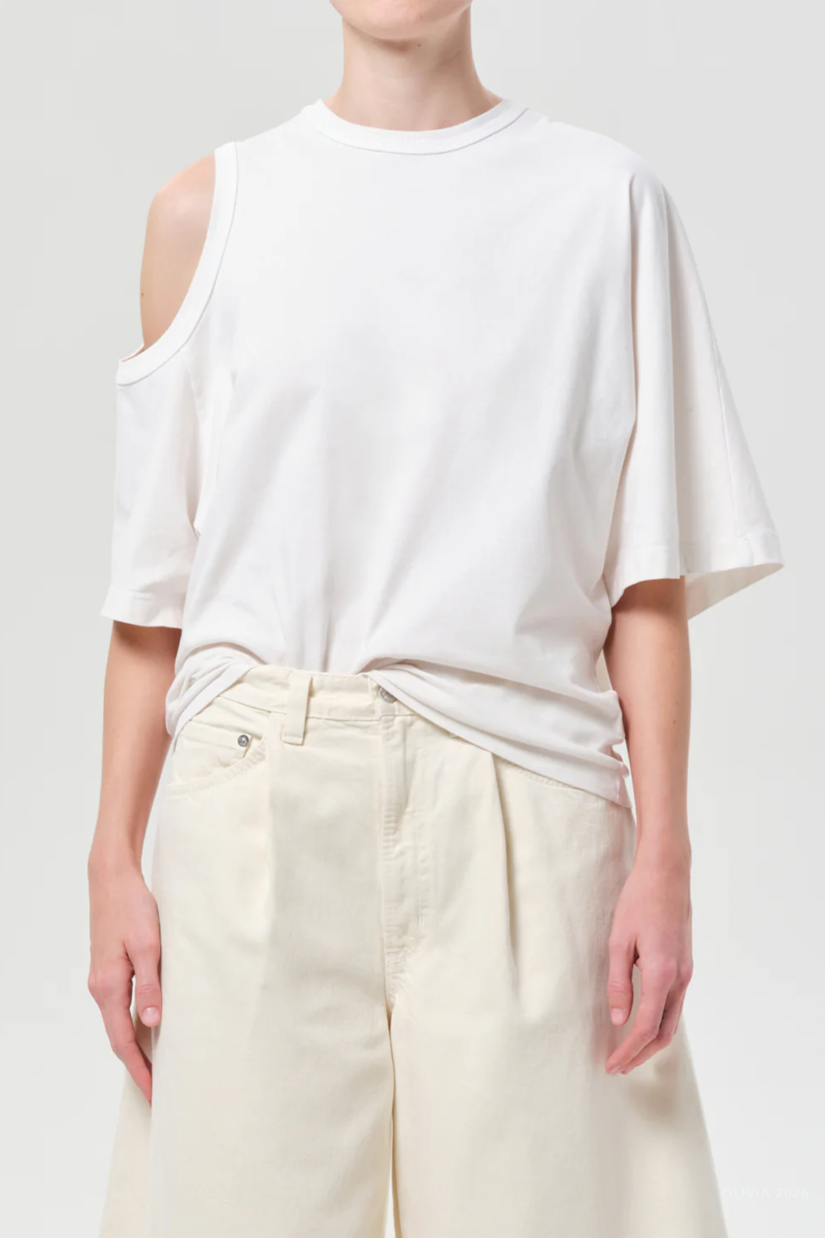 Shoulder Cut-Out T-Shirt in White Ash