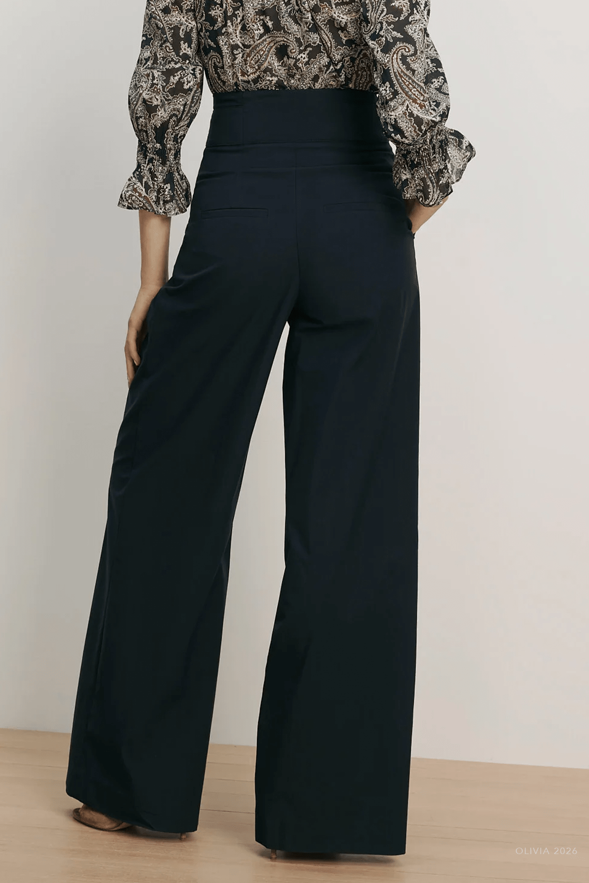 Allman Wide-Leg Pant in Navy - shop-olivia.com