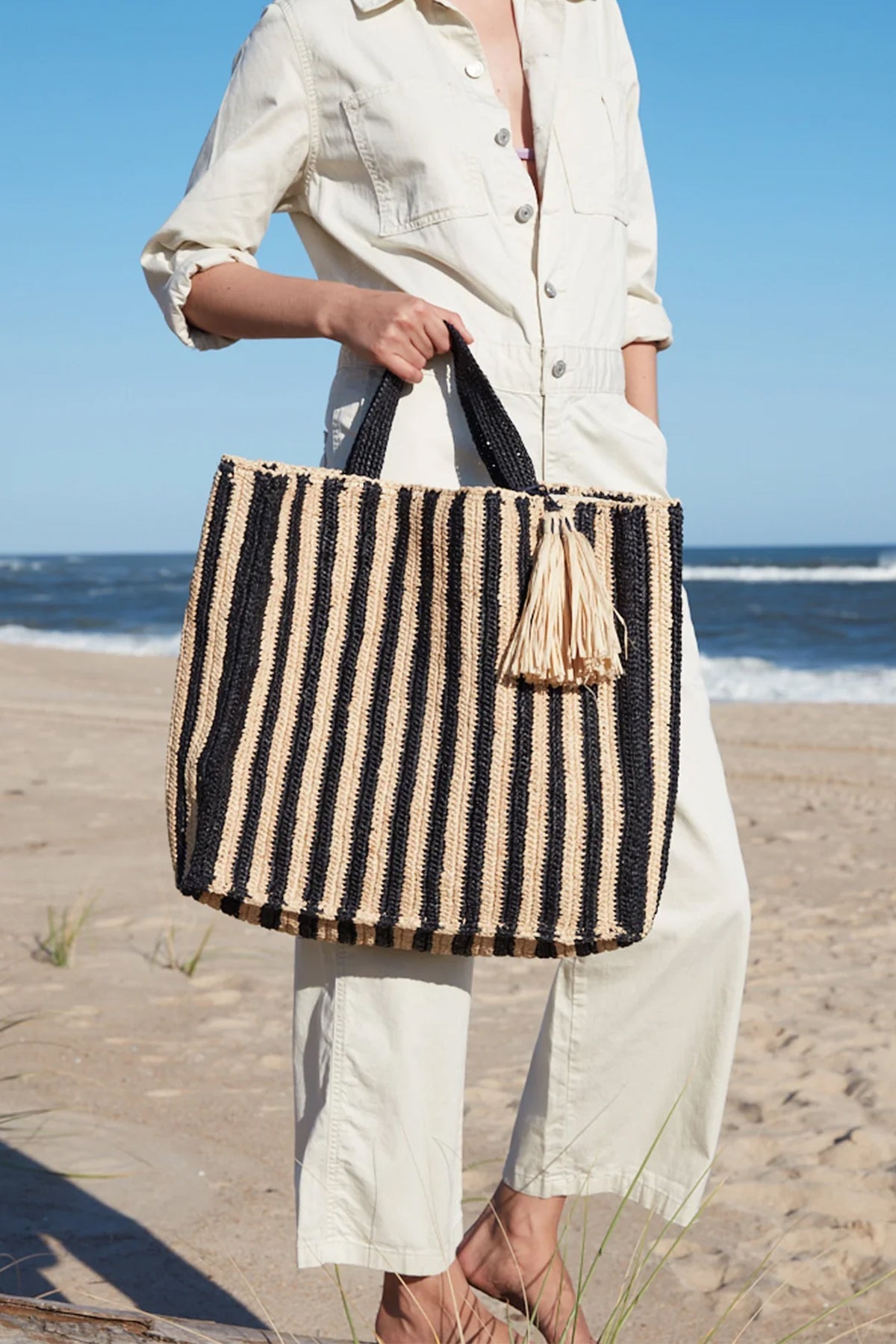 Amalfi Tote in Navy - shop - olivia.com