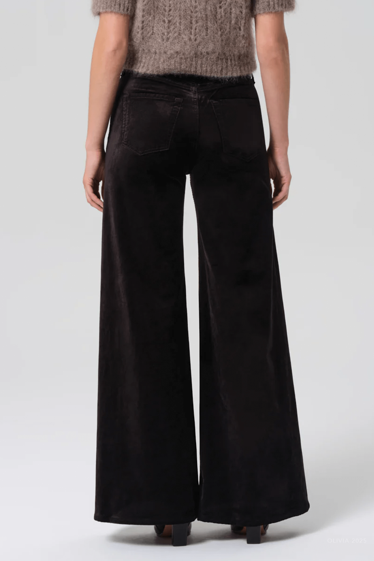 Amari Ultra Velvet Pant in Black - shop - olivia.com