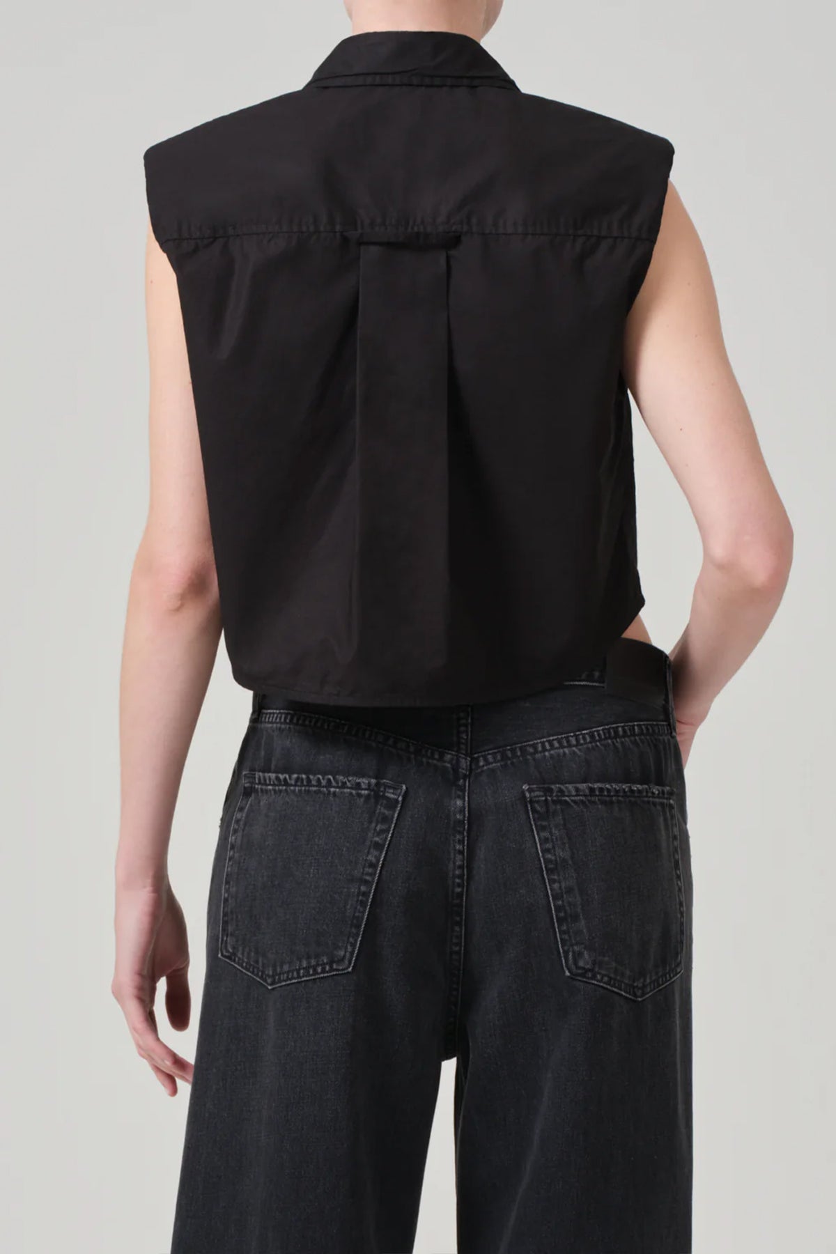 Anders Sleeveless With Shoulder Pads in Black - shop - olivia.com