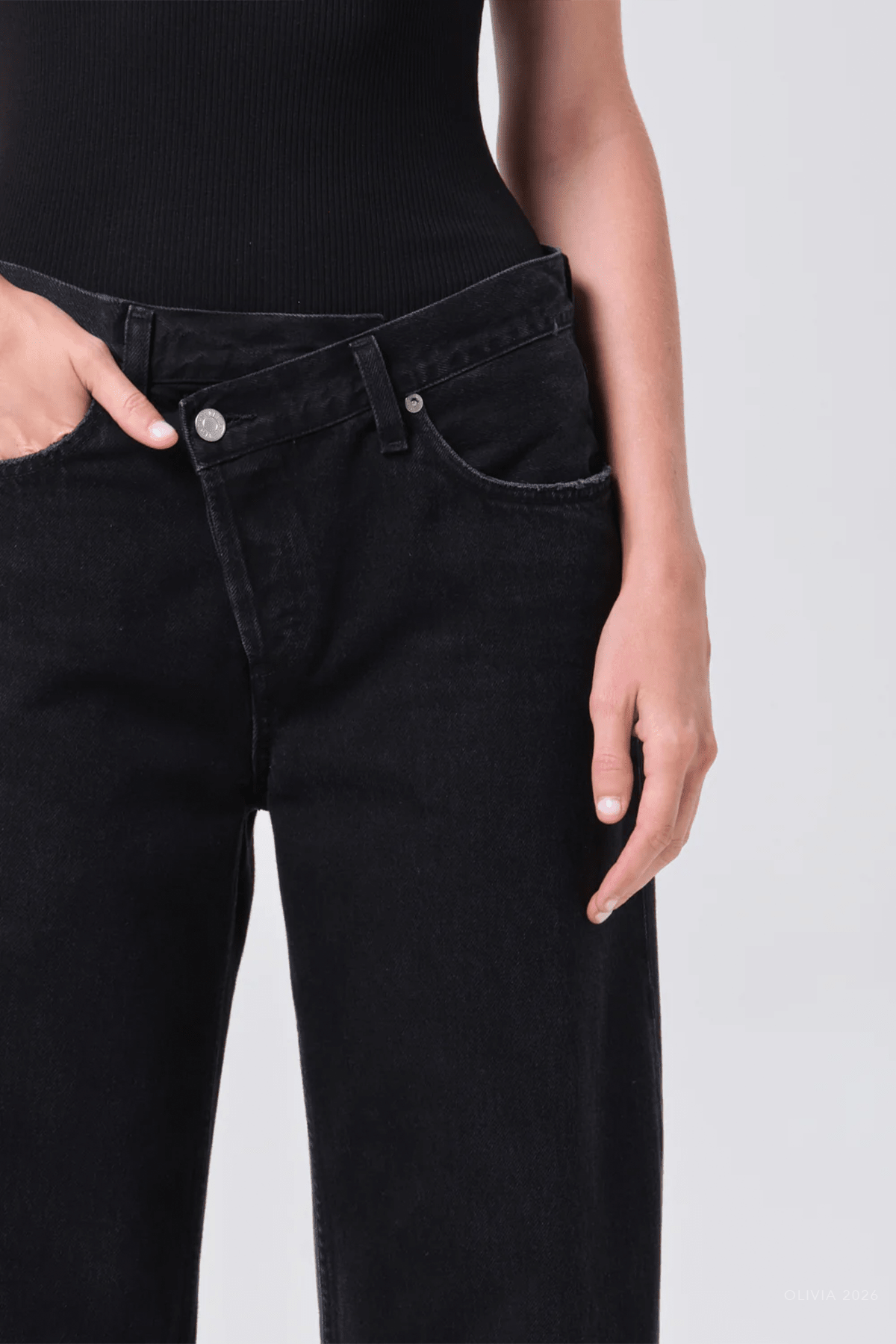 Arc Criss Cross Jean (Weightless) in Phase - shop - olivia.com