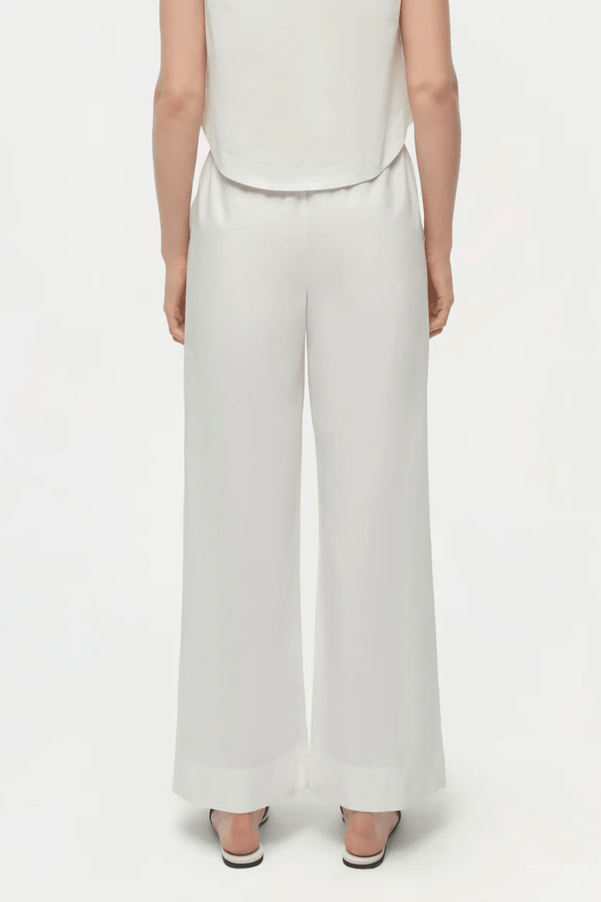 Arden Cotton Pull - On Pant in White - shop - olivia.com