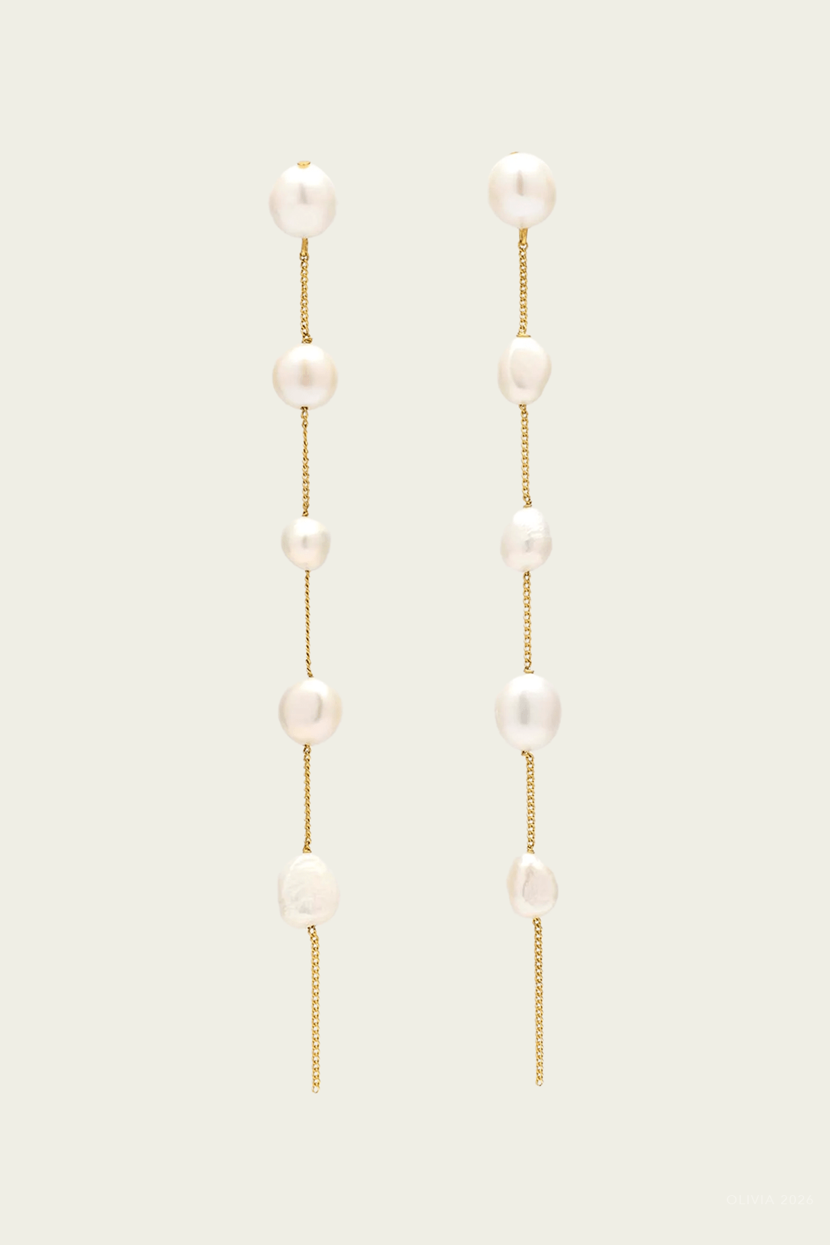 Atum Earring in Pearl - shop - olivia.com