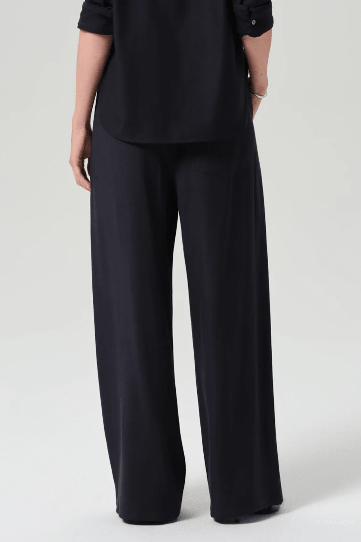 Aurora Portofino Twill Pull-On in Navy - shop-olivia.com