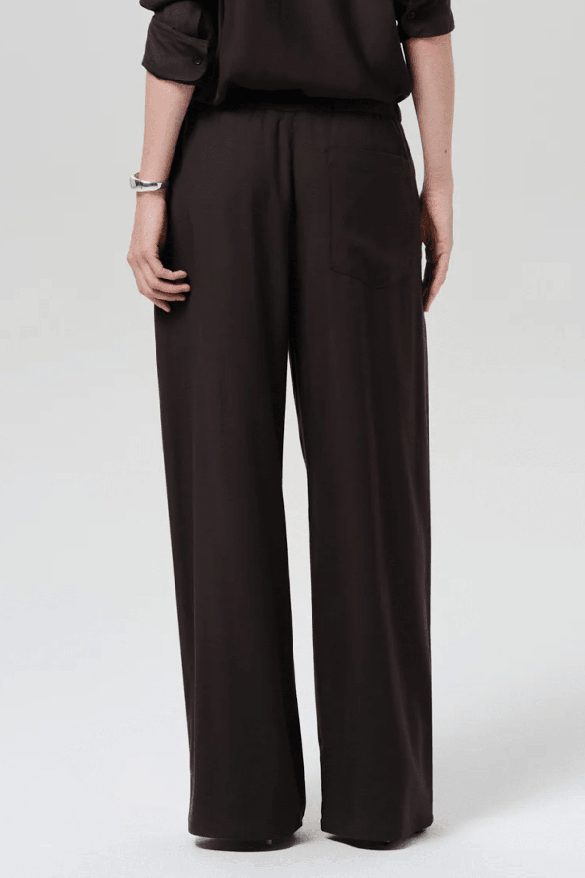 Aurora Pull On in Brown - shop-olivia.com