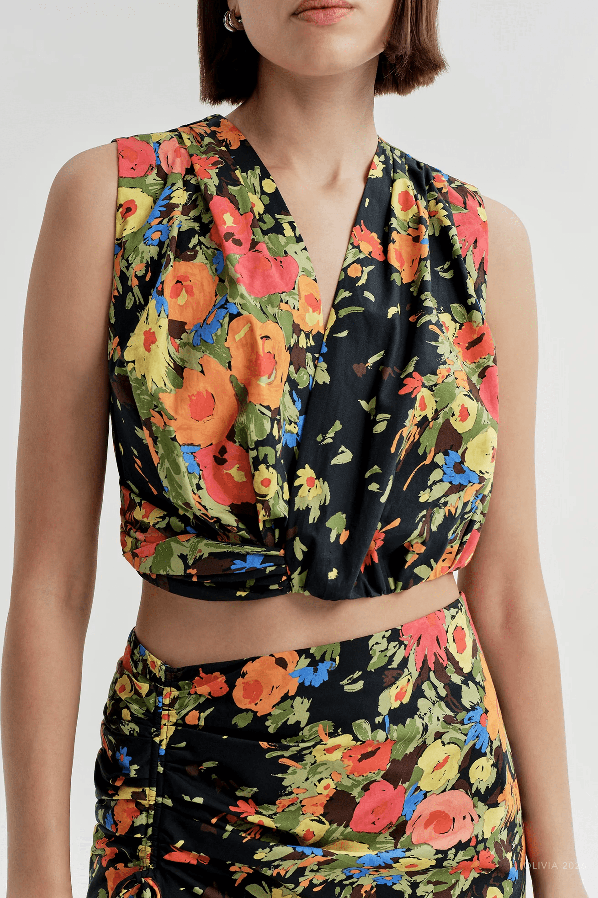Brooklyn Cropped Floral Top in Black Persimmon - shop-olivia.com
