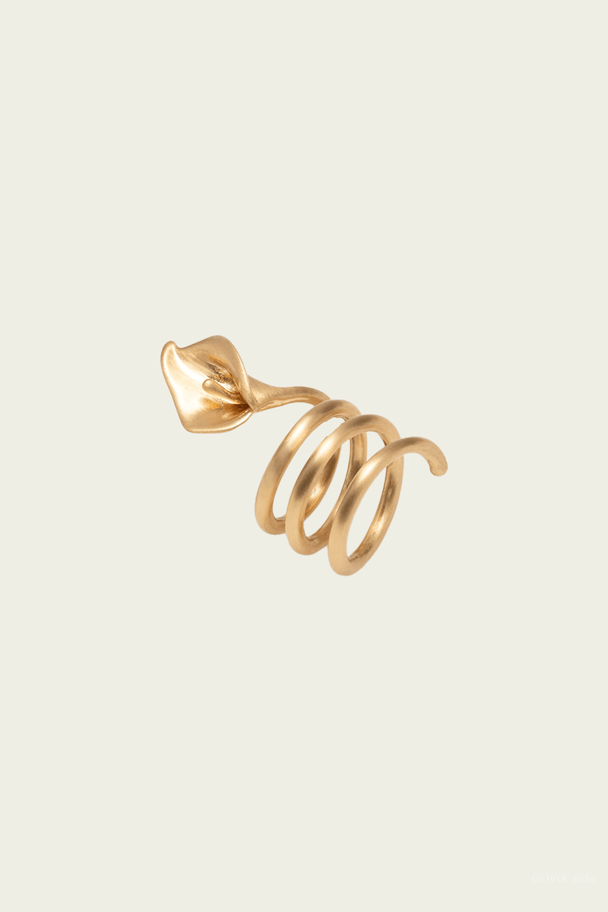 Calla Wavy Ring in Brushed Brass - shop-olivia.com