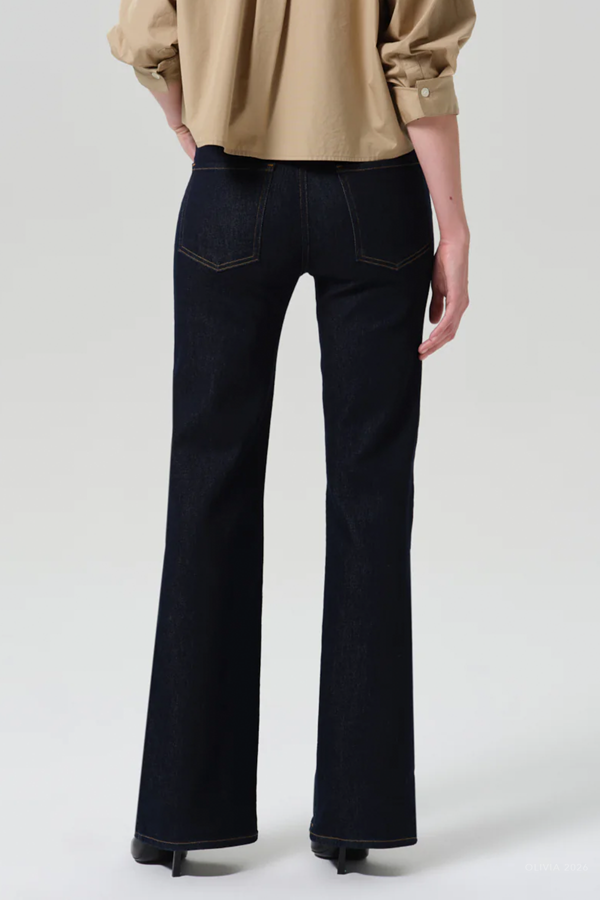 Lilah High Rise Bootcut 32.5" in Inky Rinse