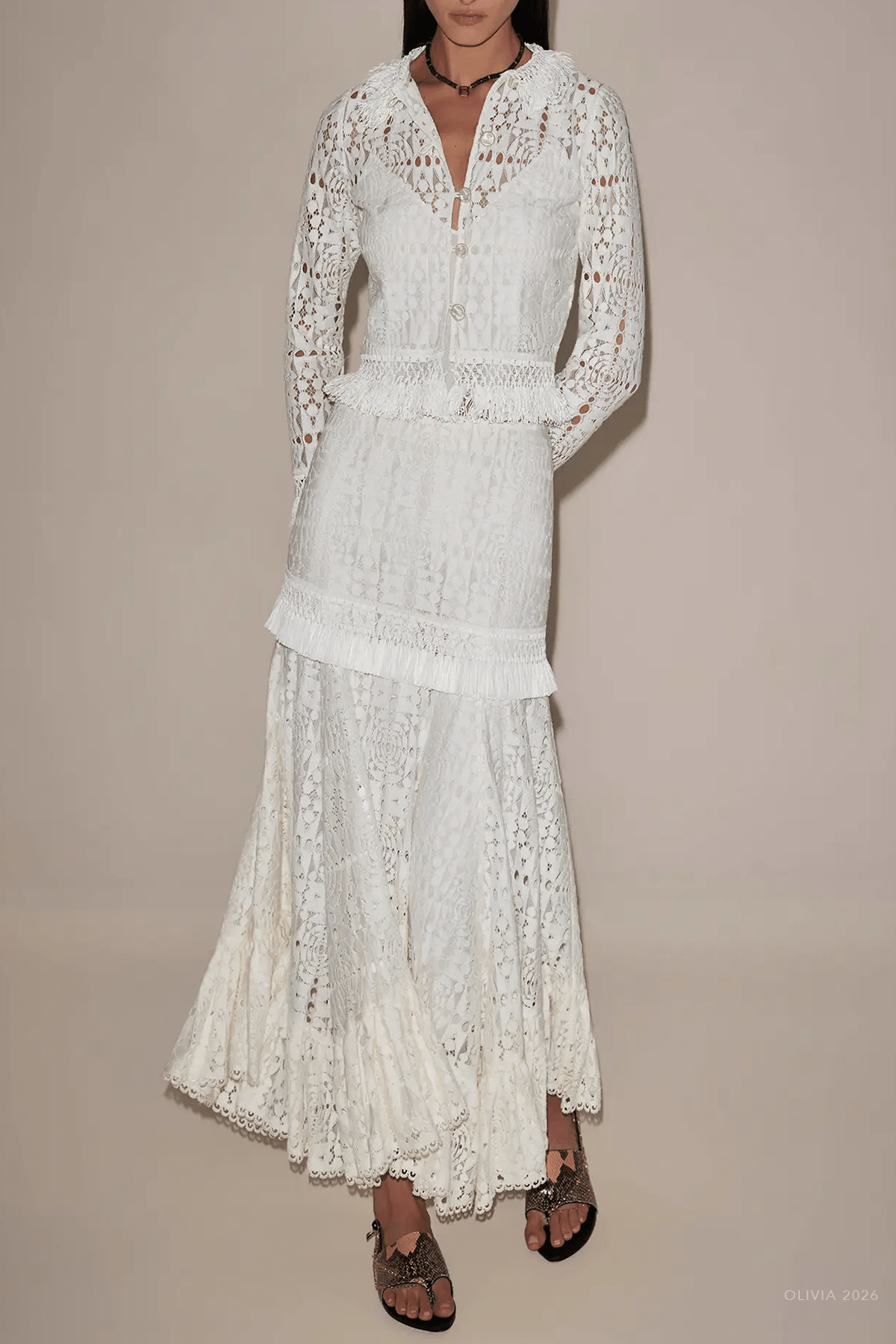 Coralla Maxi Skirt in Blanc - shop-olivia.com