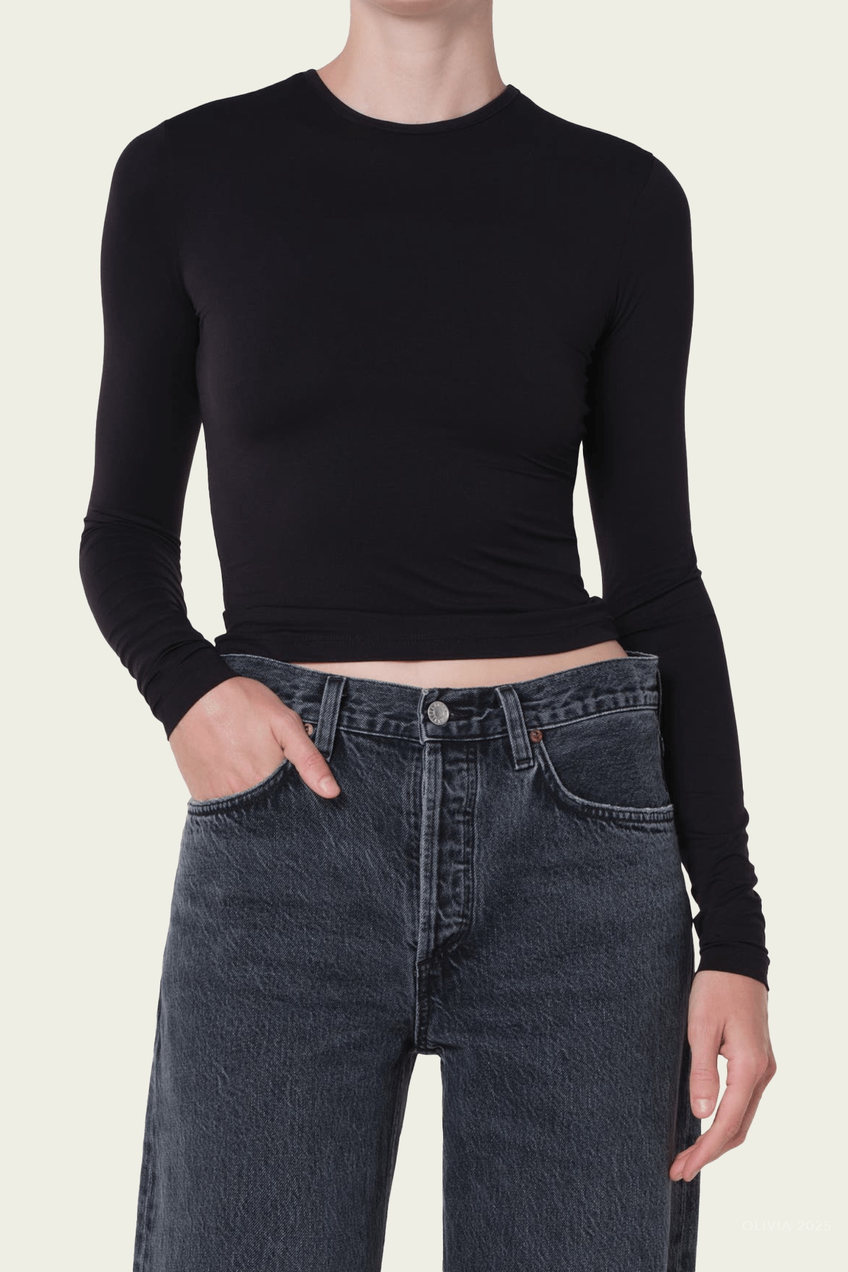 Dion Long - Sleeve Tee in Black - shop - olivia.com
