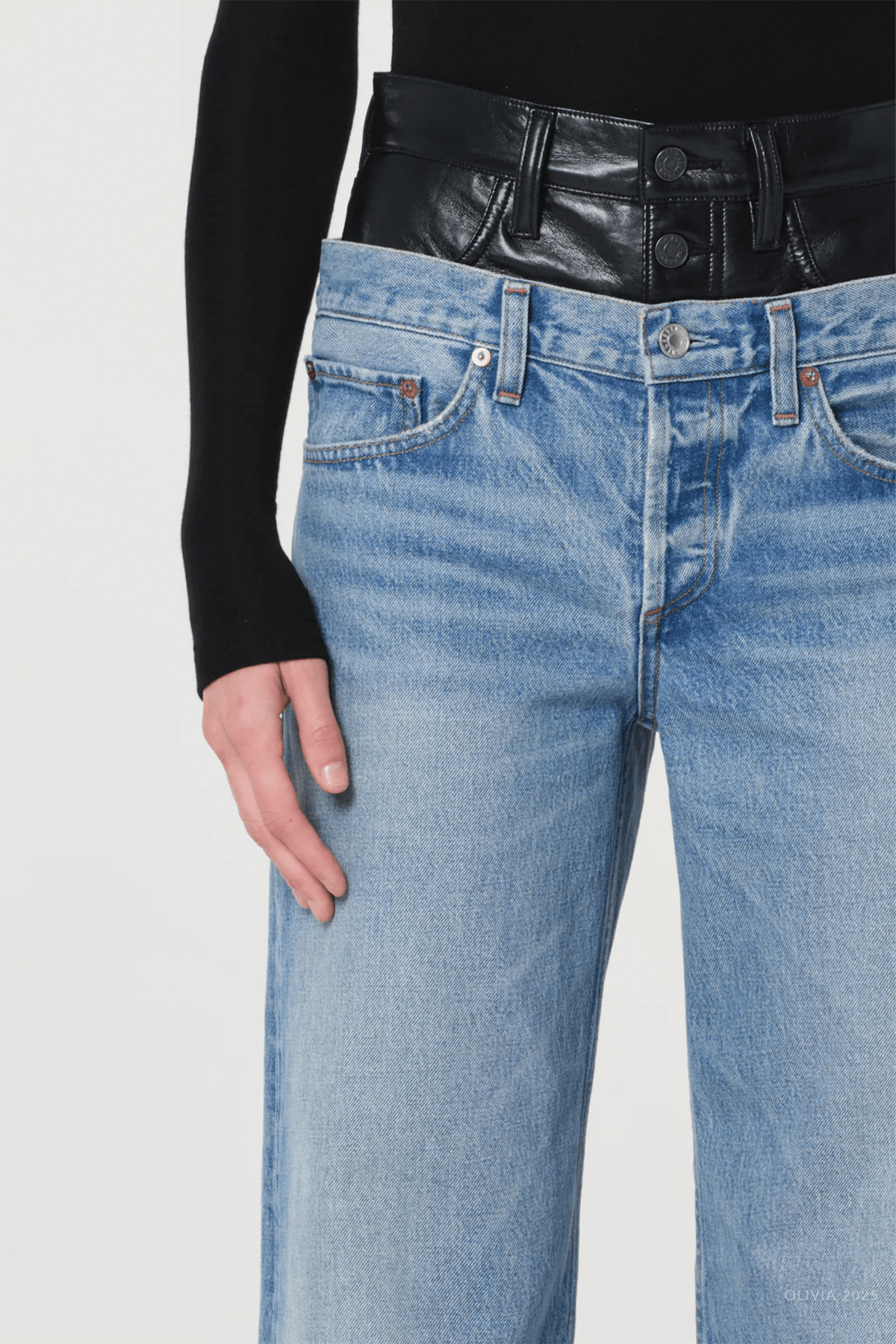 Elson Jean in Detox Outbreak - shop - olivia.com