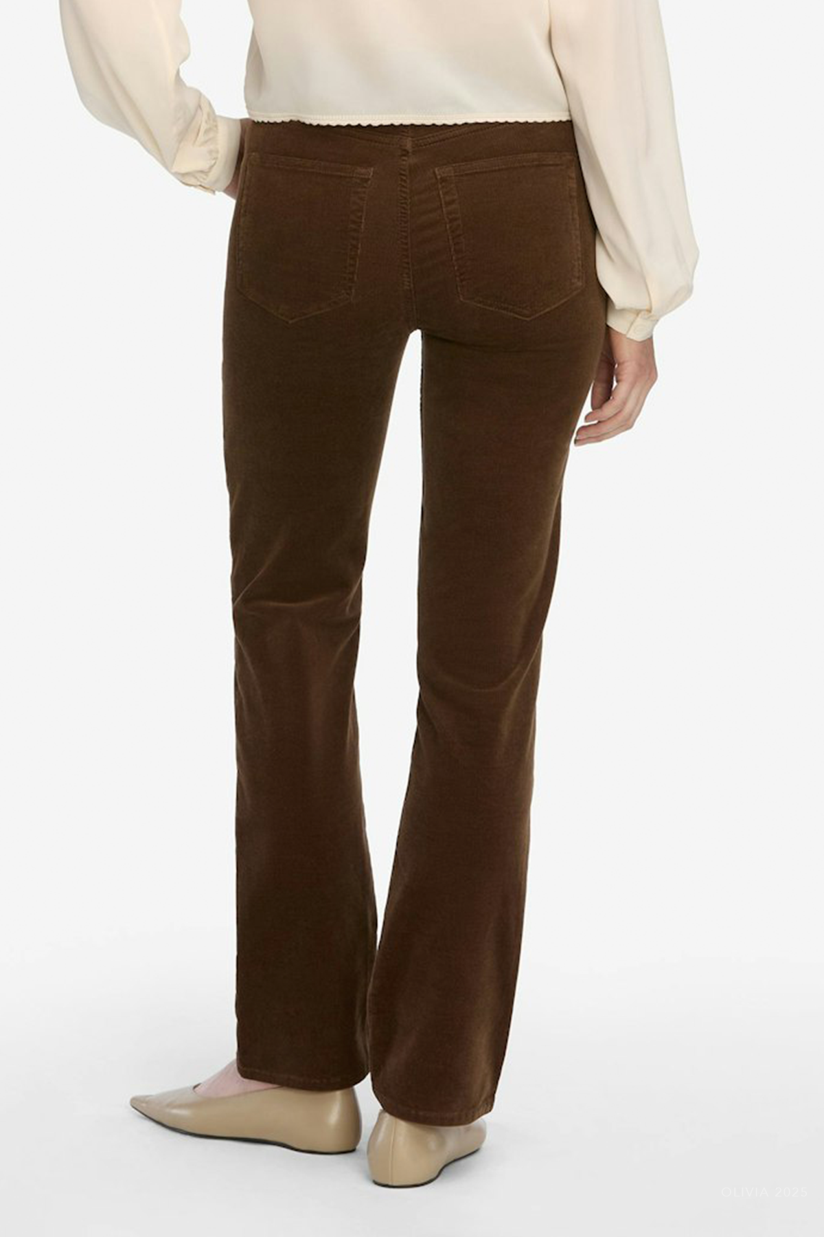 Le Sleek Straight Corduroy in Bitter Chocolate