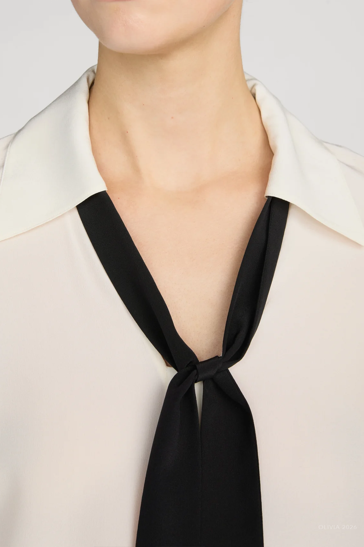 The Contrast Tie Shirt in Cream