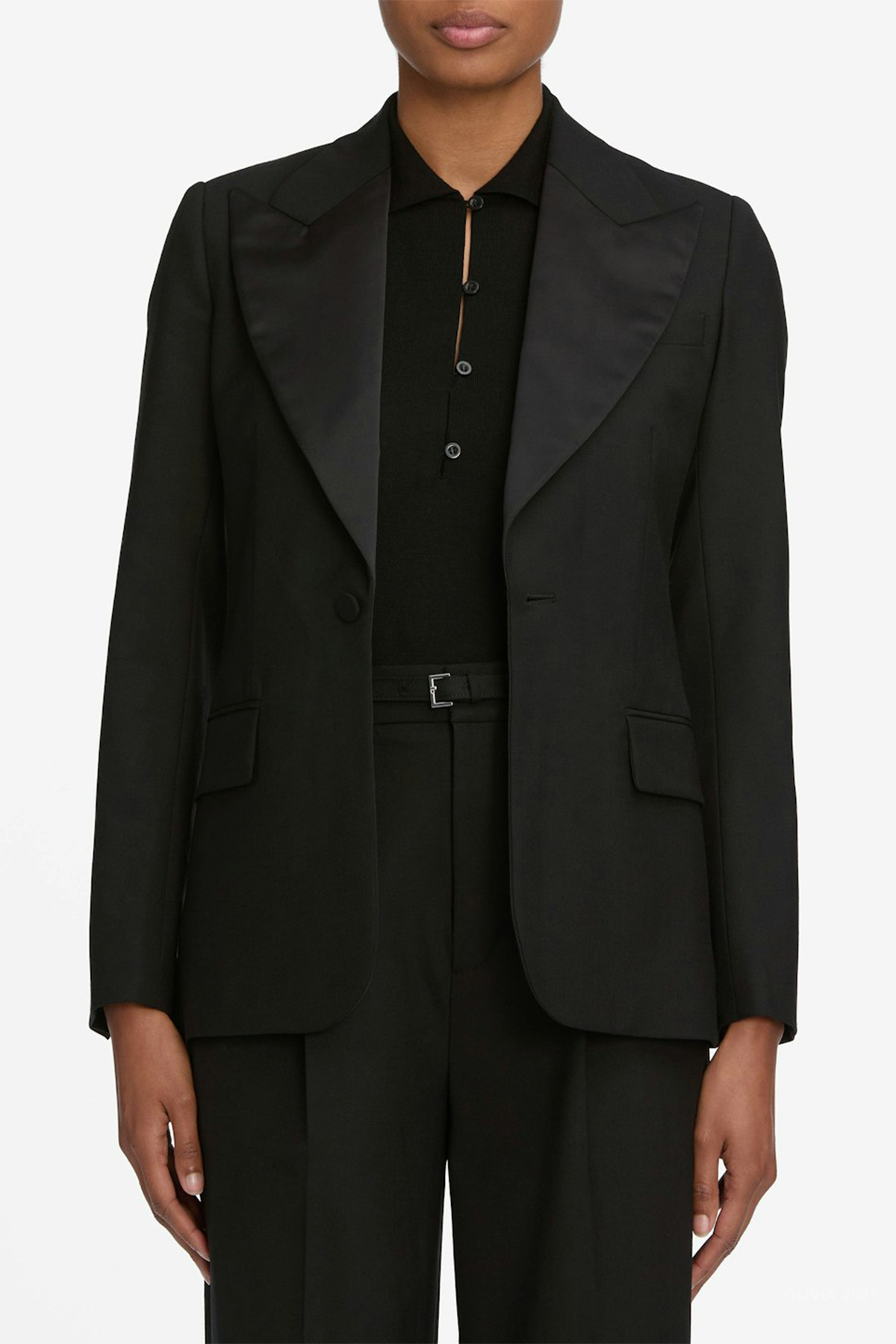 The Peak Lapel Blazer in Black