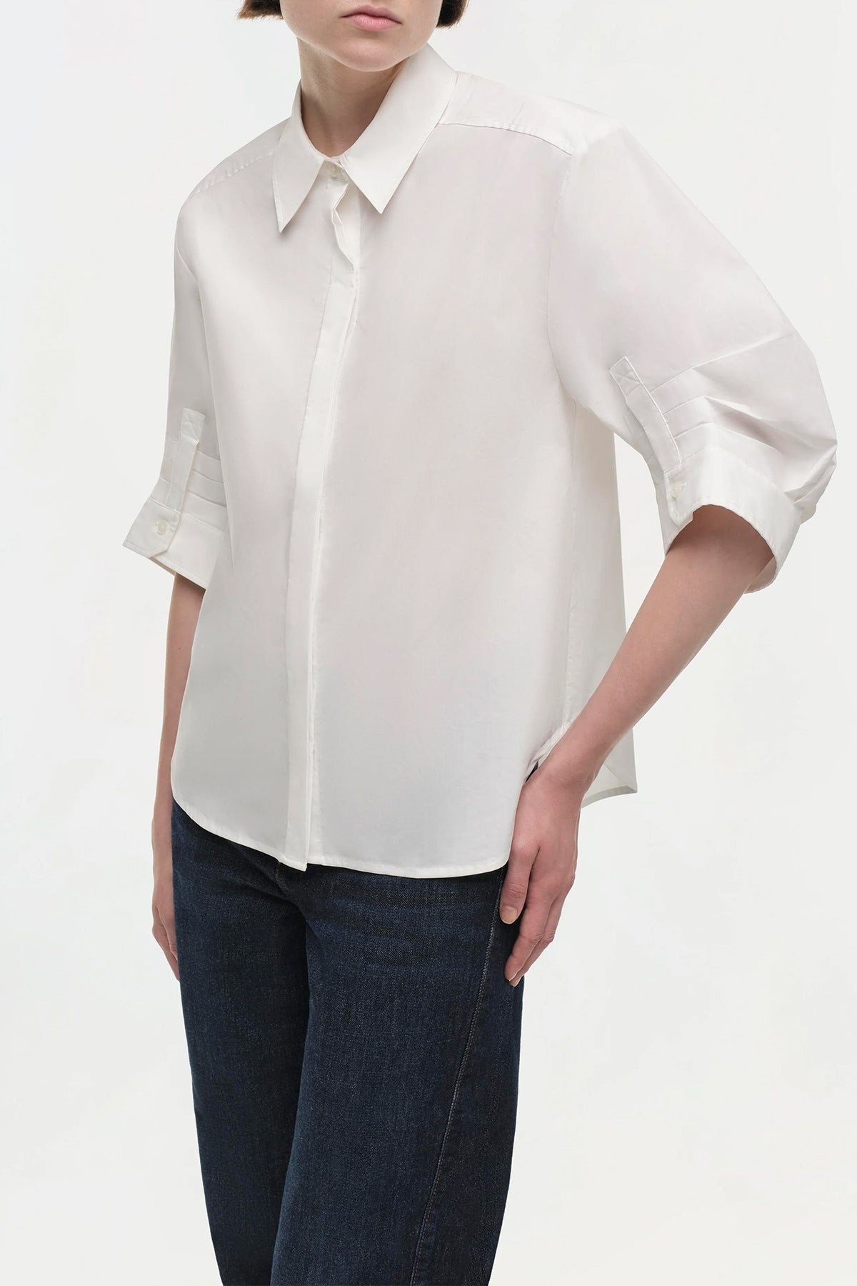 Gemma Shirt in White - shop - olivia.com