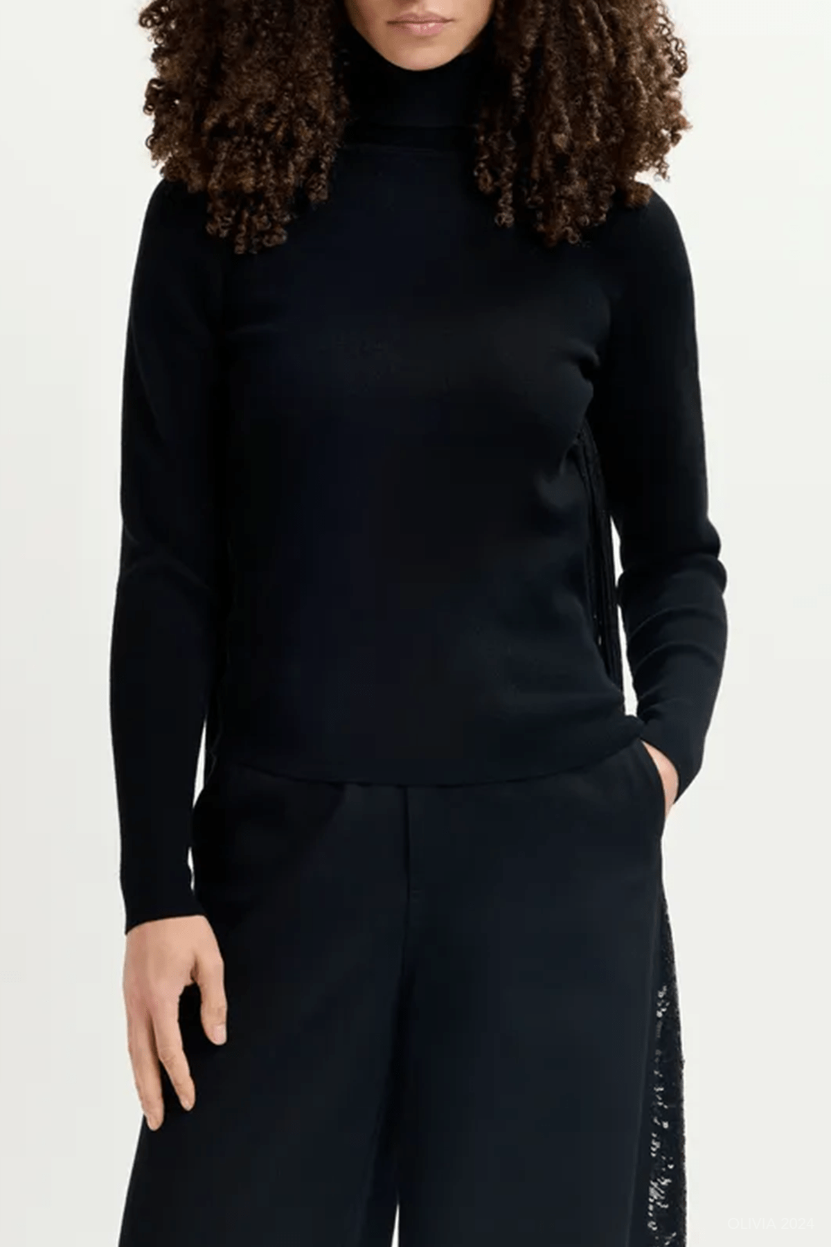 Golittle Fringe - Back Knit Sweater in Black - shop - olivia.com