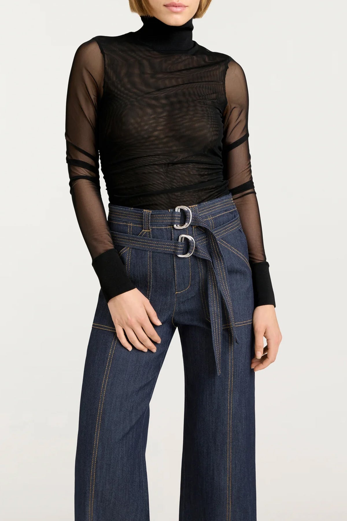 Halen Top in Black - shop - olivia.com