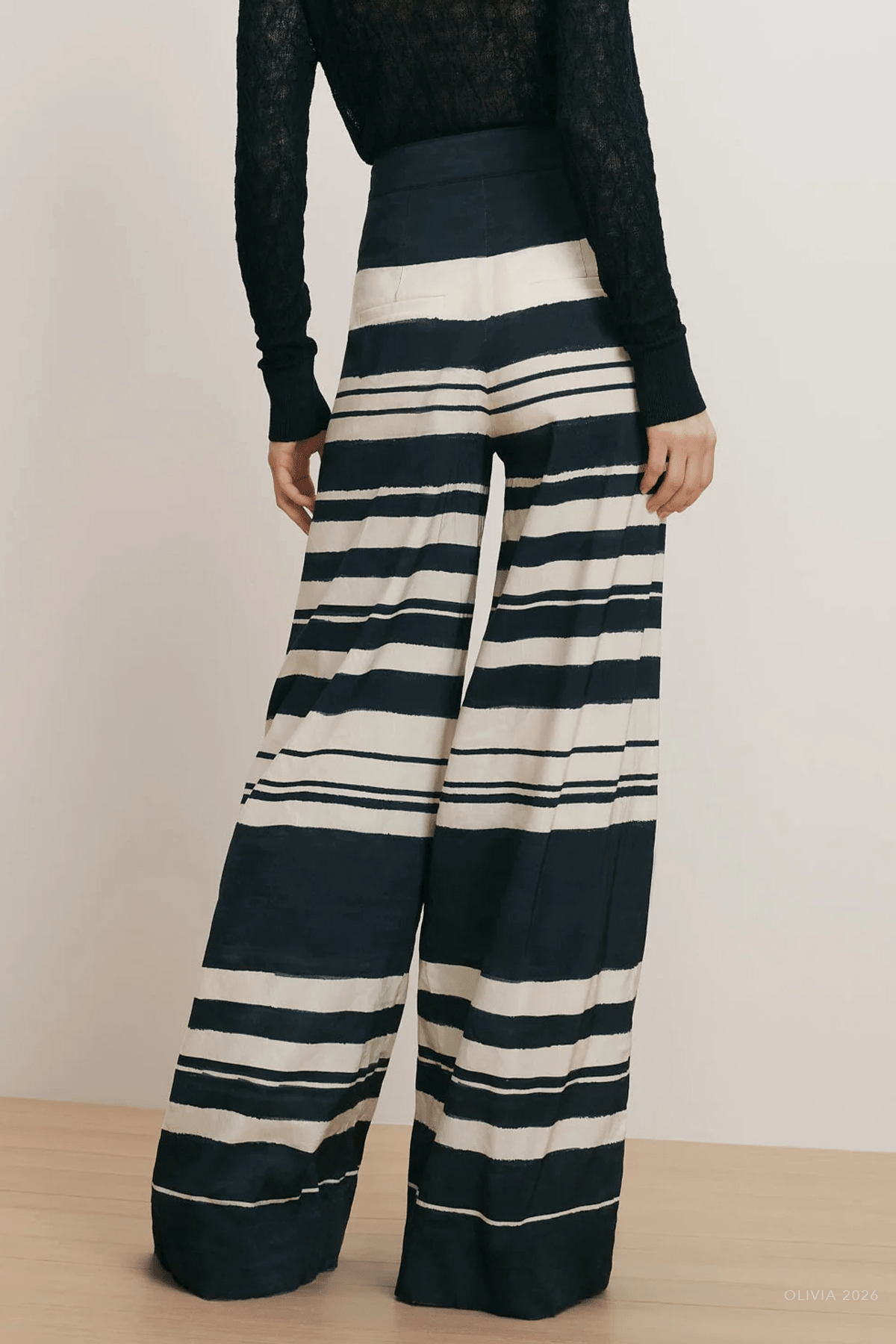 Heron Crossover Waistband Pant in Navy Dove White - shop - olivia.com