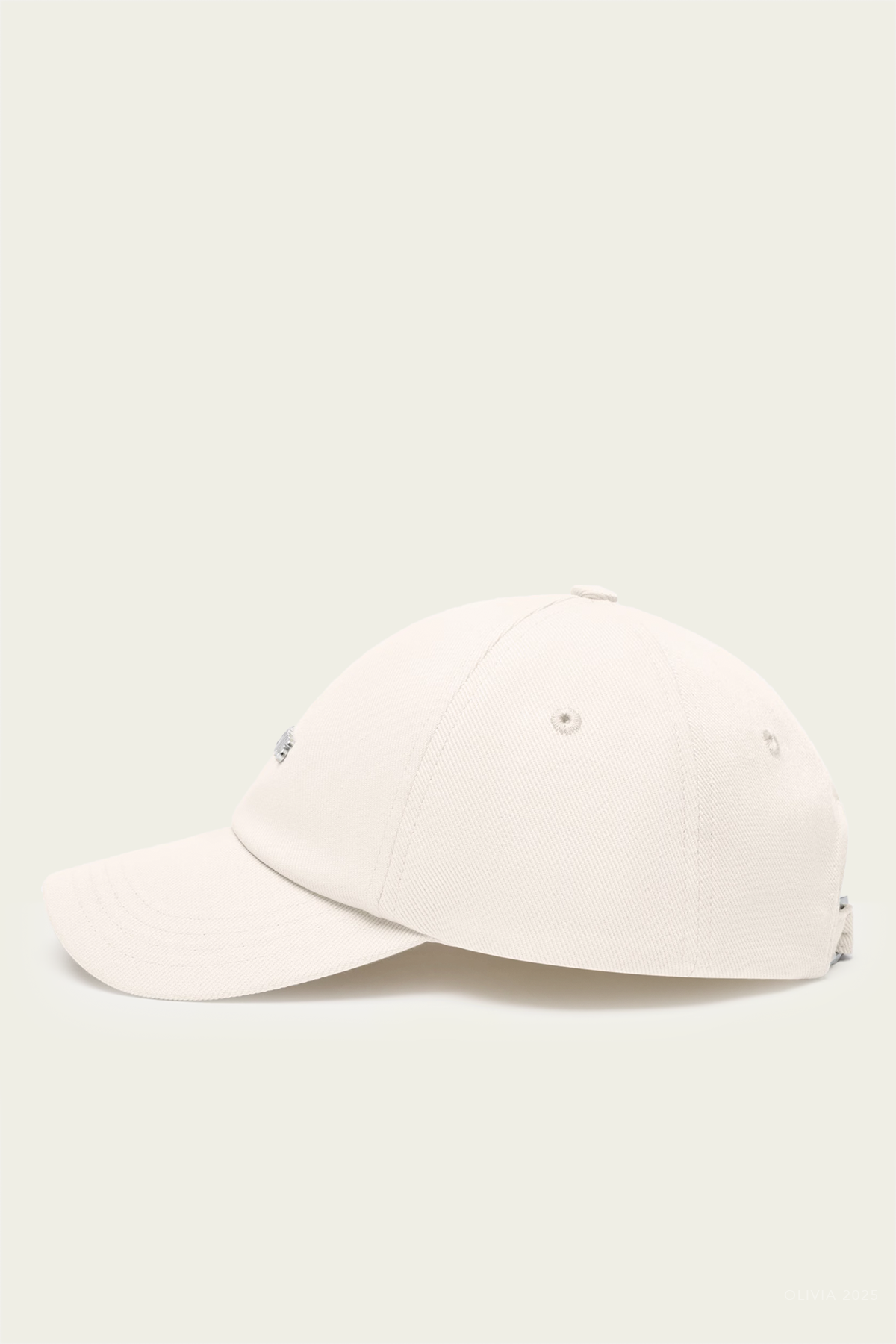 The Gadjo Baseball Cap in Off-White