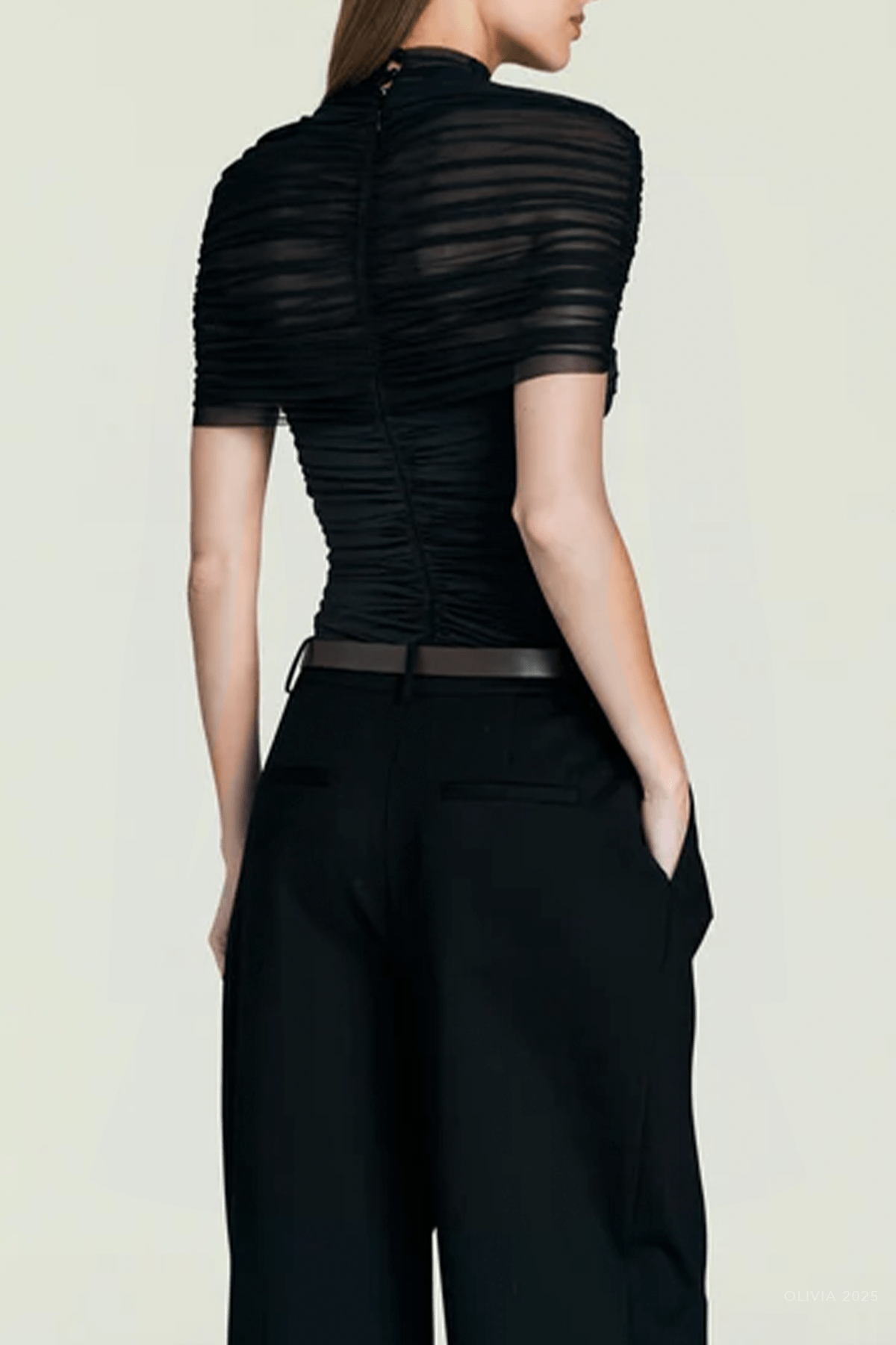 Laila Top in Black - shop - olivia.com