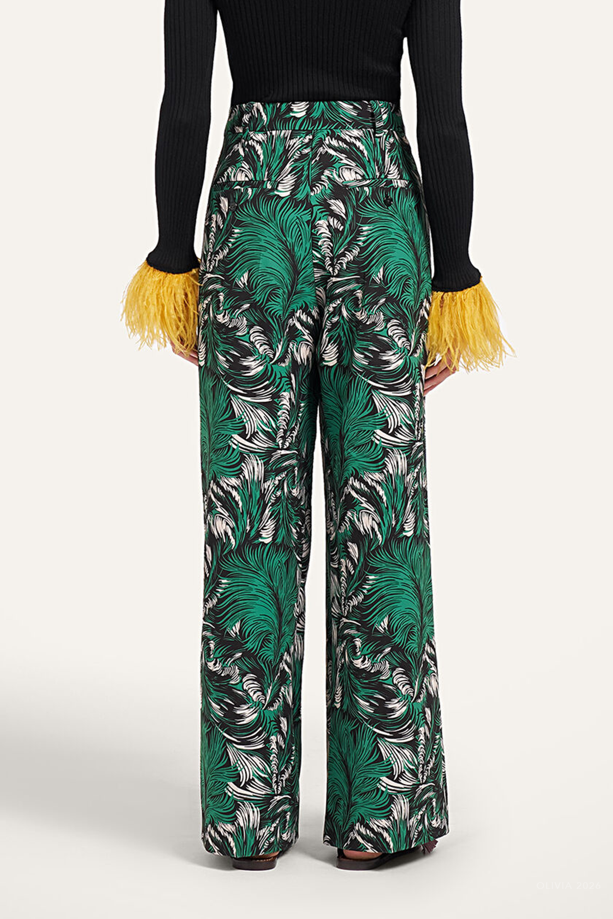 Loose Pants in Quill Green