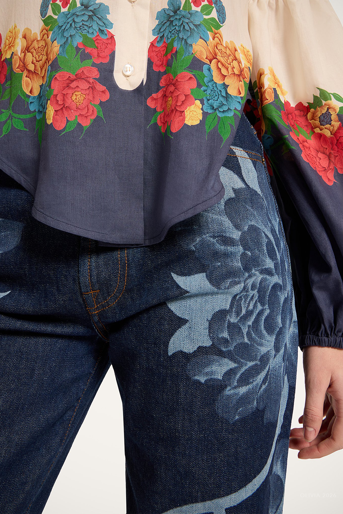 The Straight Leg Jean in Queen Peony Placée