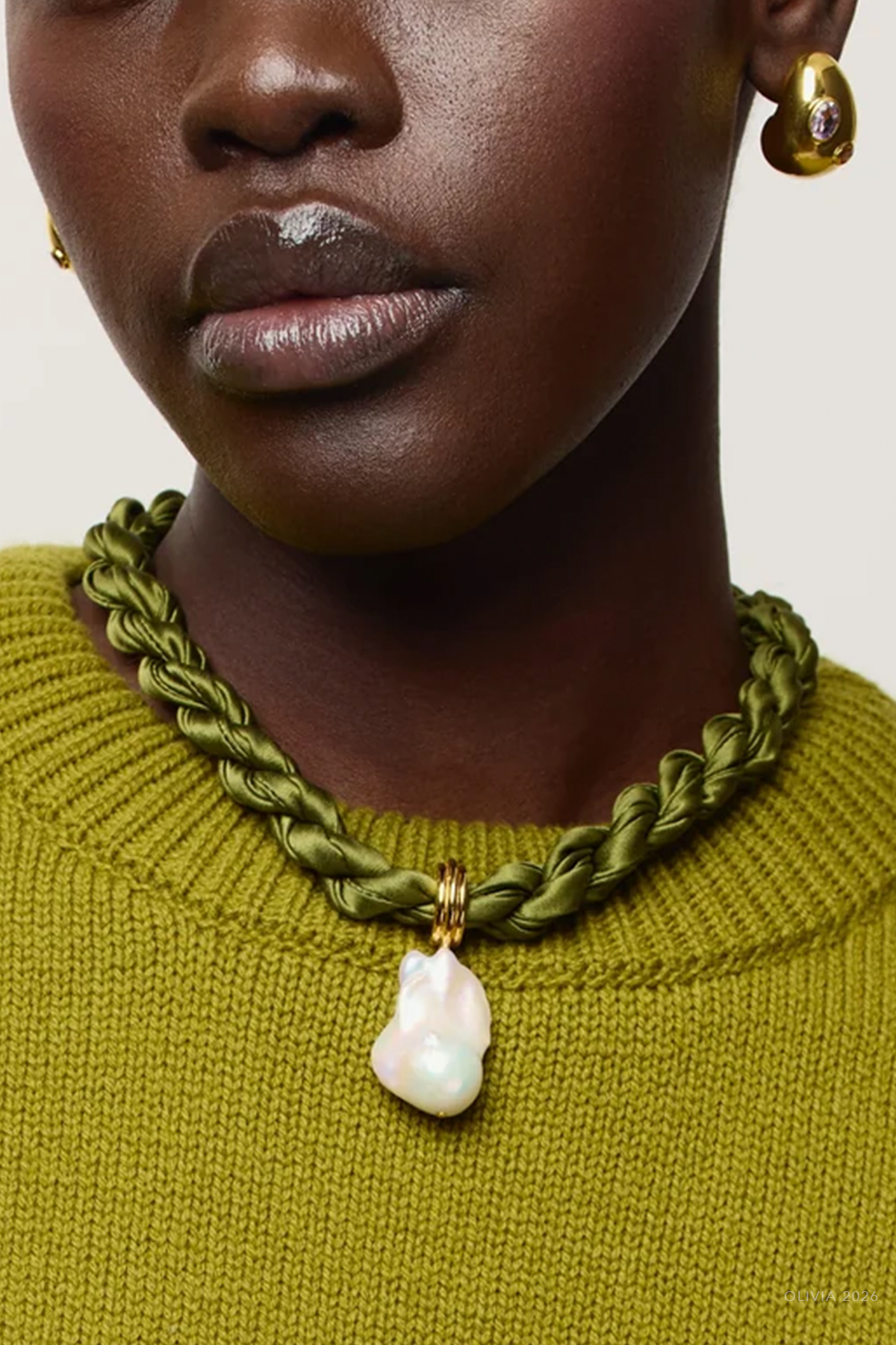 Woven Collar in Olive Branch