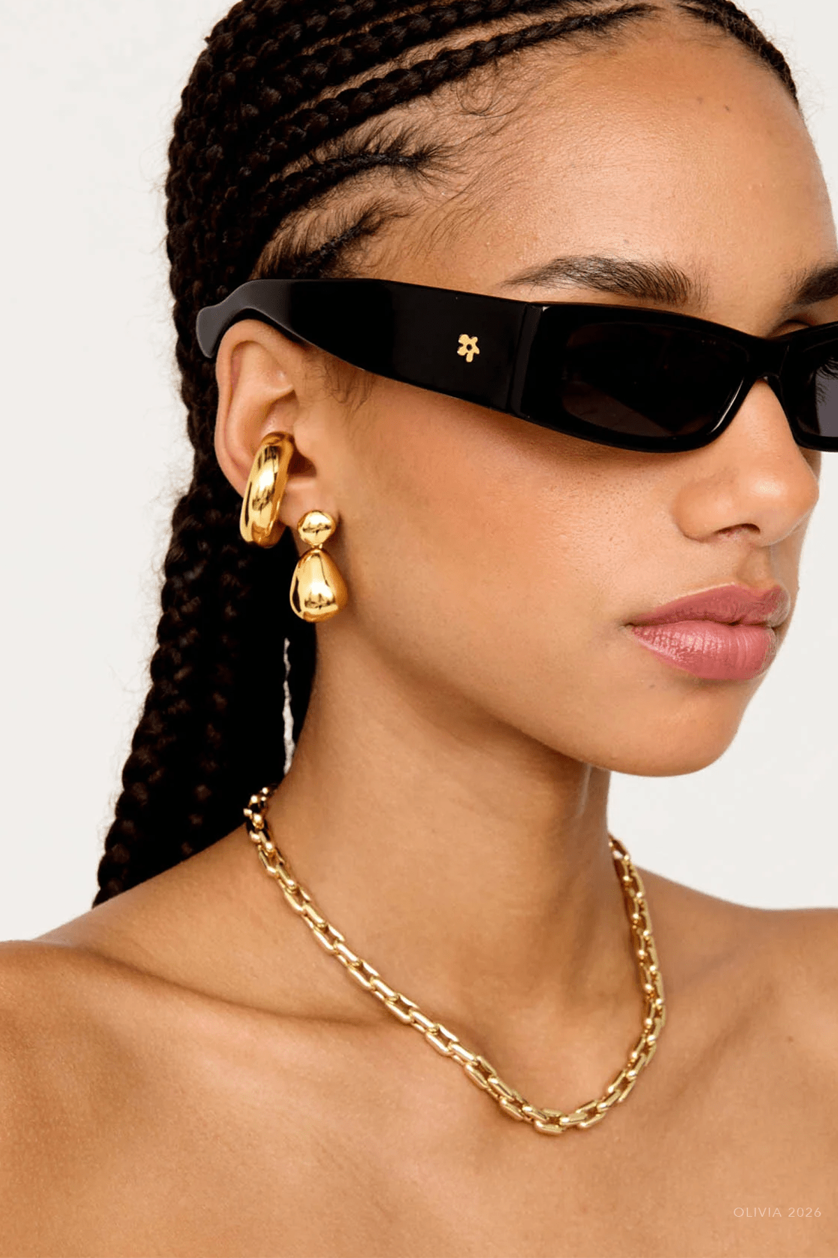 Lilou Earrings in Gold - shop - olivia.com