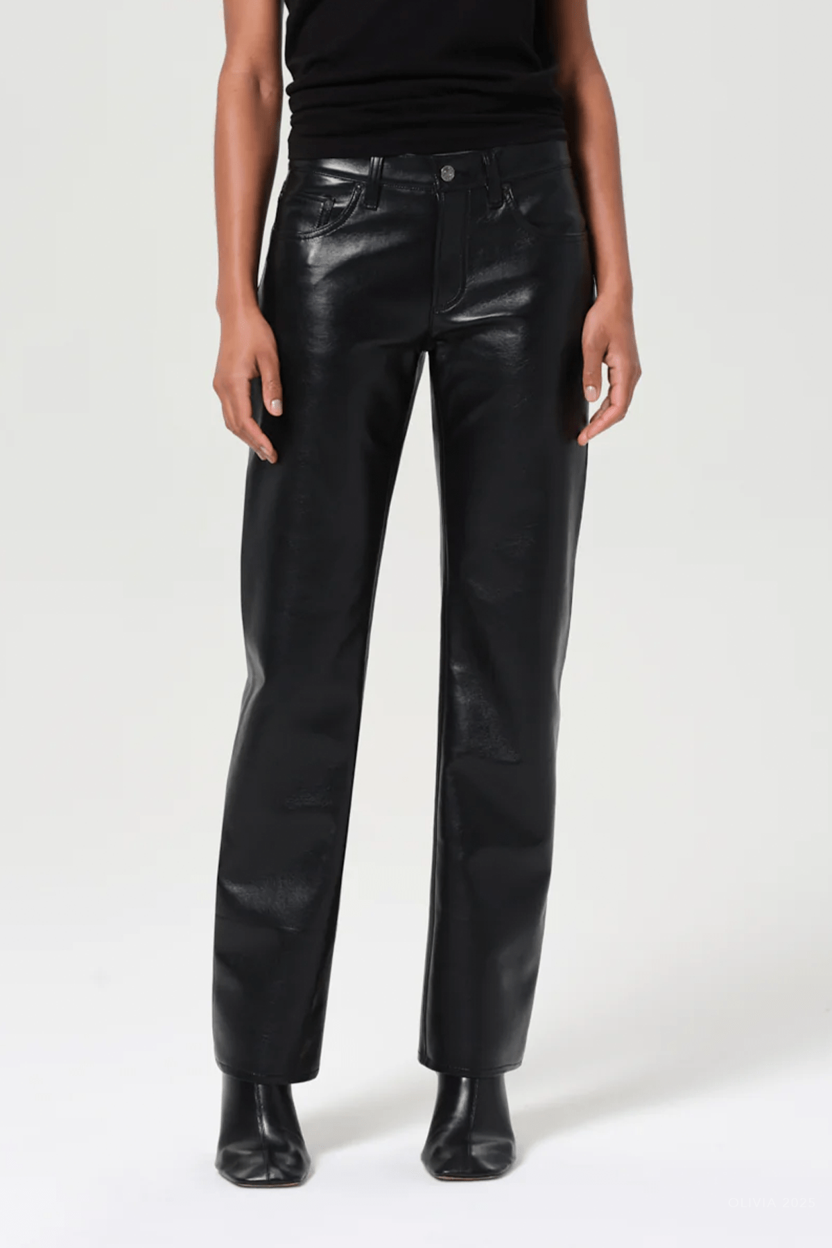 Low Rise Slim in Detox - shop - olivia.com