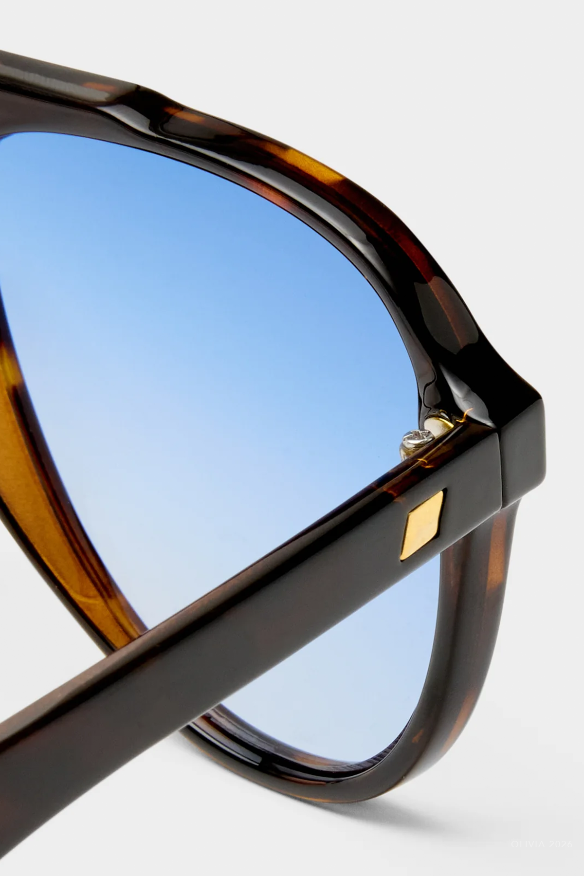 Tragic Magic Aviator Sunglasses in Tokyo Tort