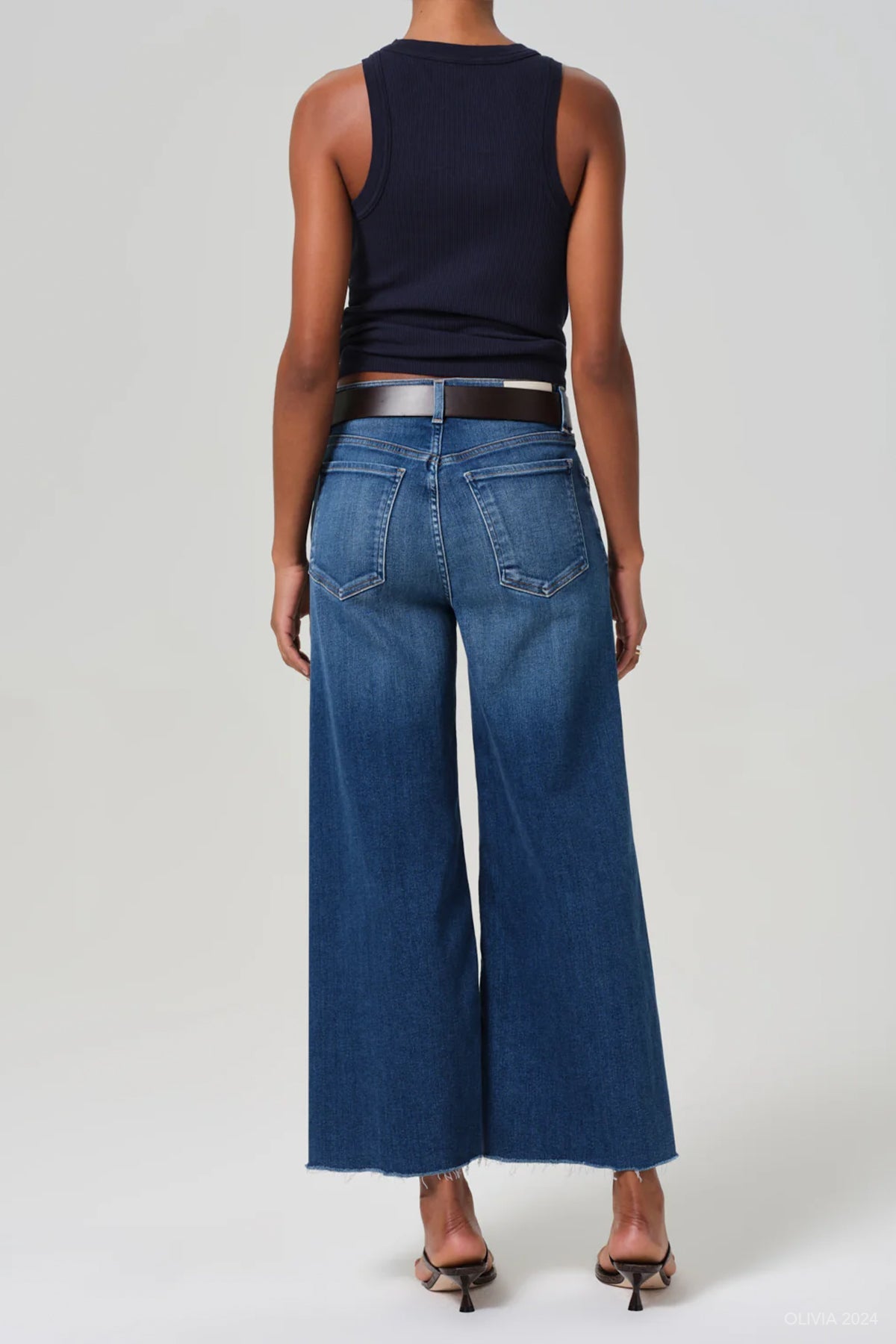 Lyra Wide Leg Crop in Ambry - shop - olivia.com