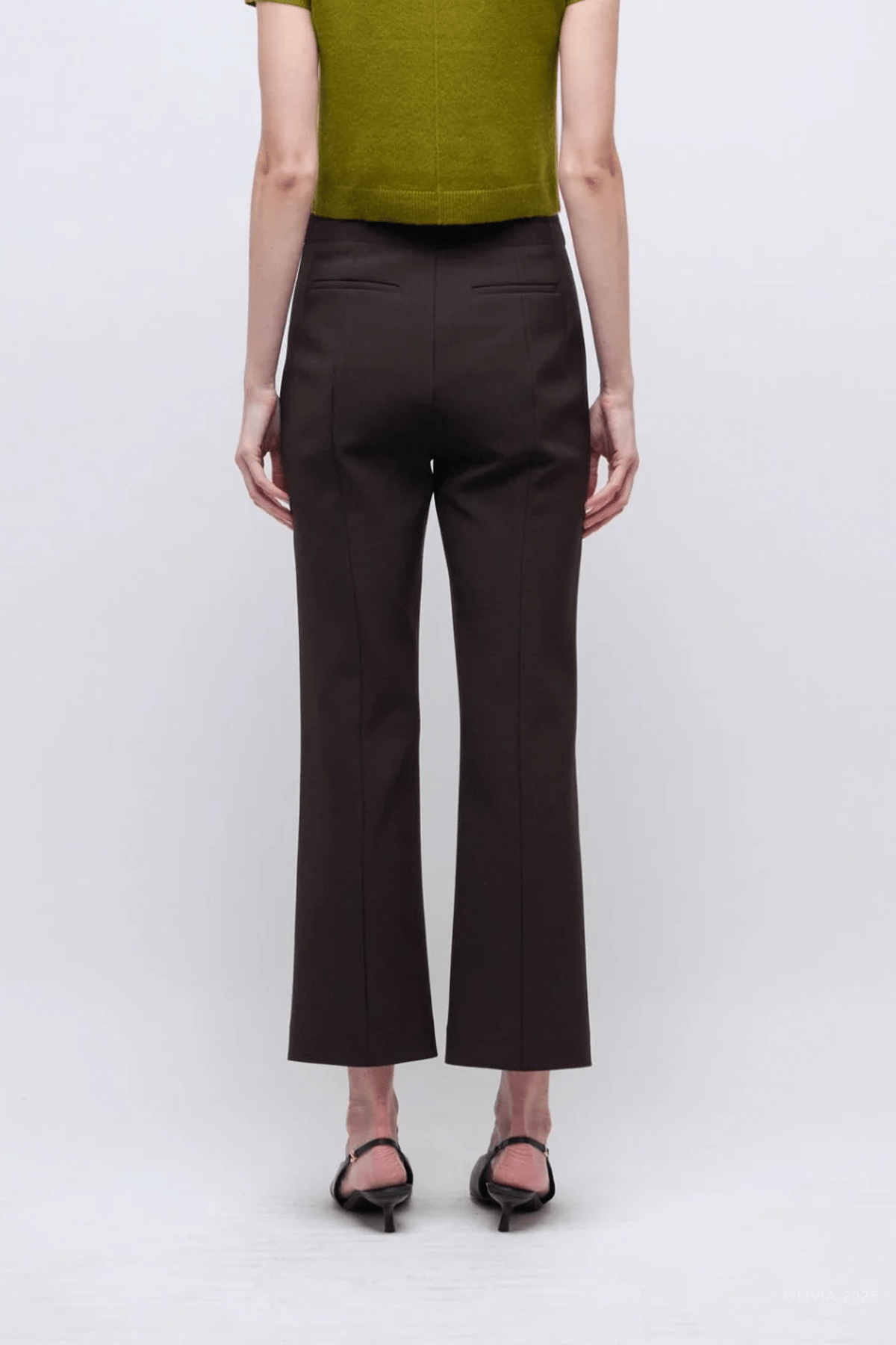 Mackenzie Straight - Leg Pant in Chocolate - shop - olivia.com