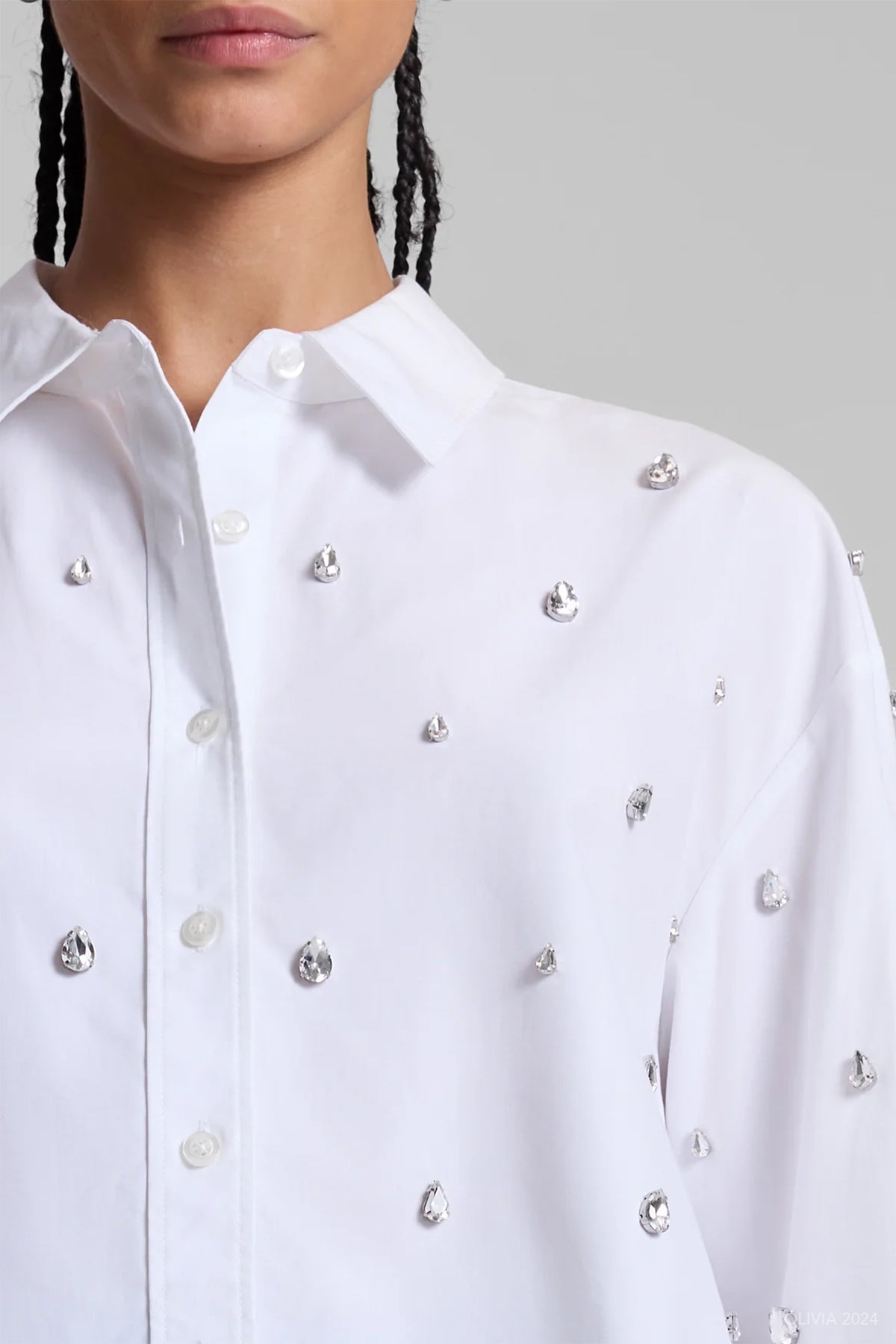 Mackie Embellished Cropped Cotton Shirt in White - shop - olivia.com