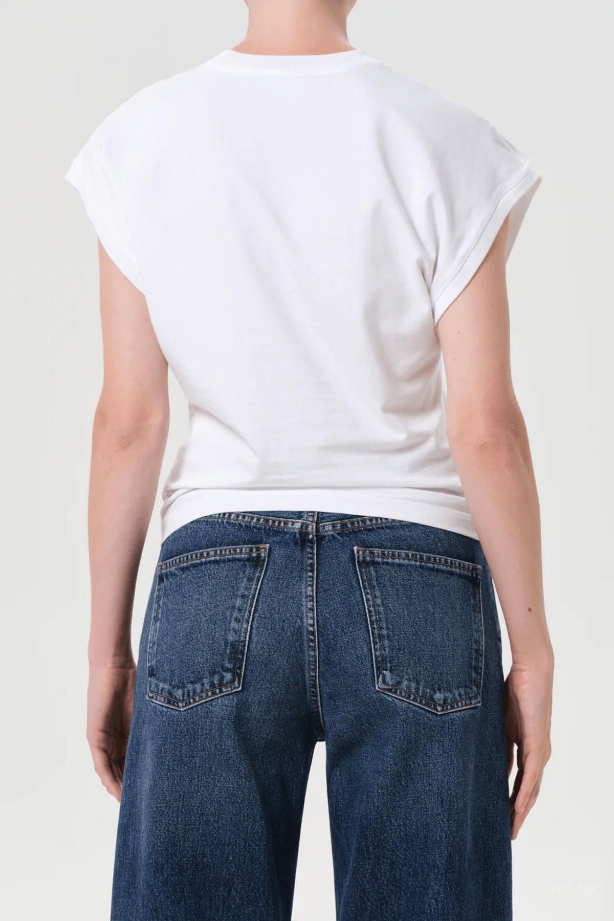Meg Tee in White - shop - olivia.com