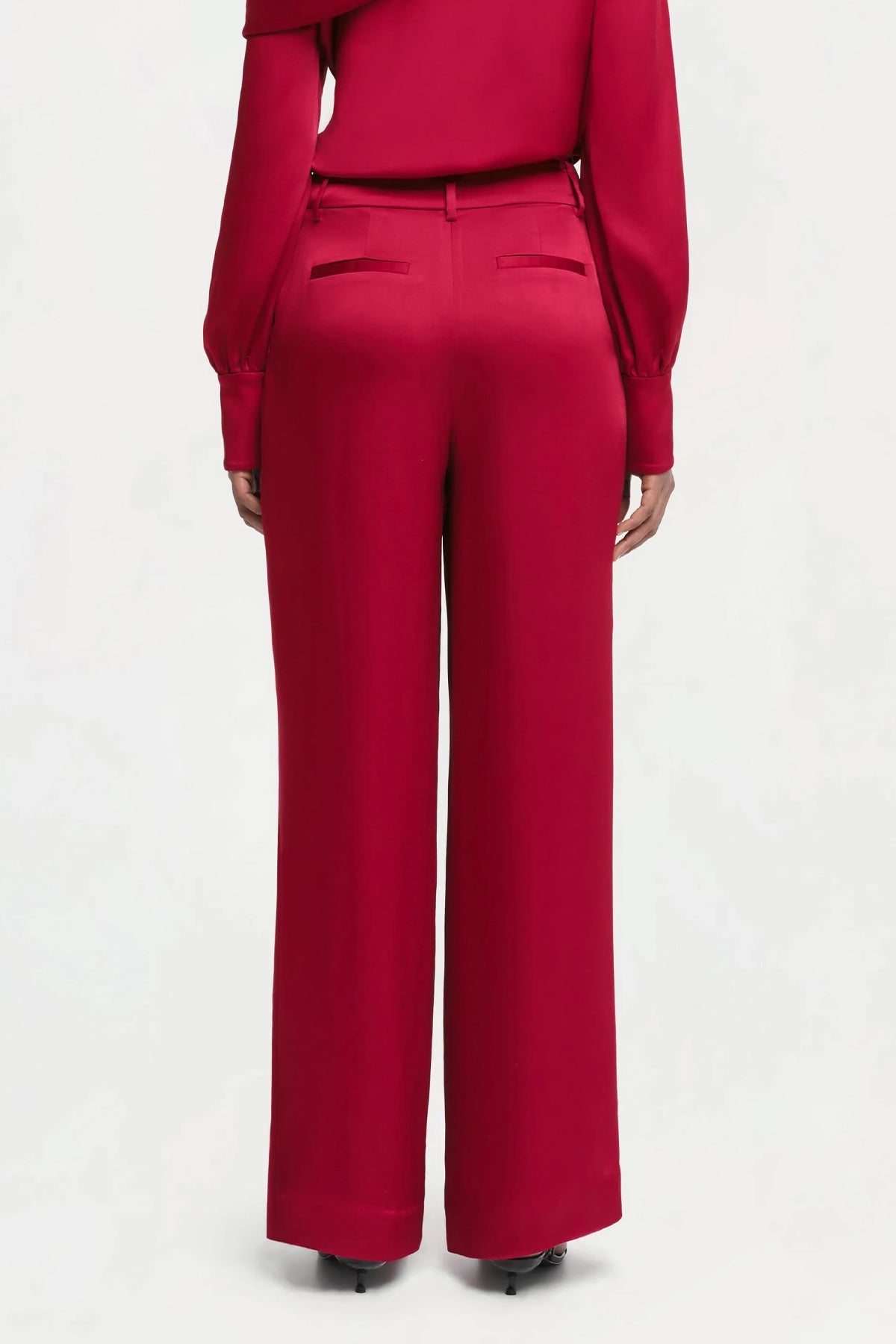 Mercer Pleated Pant in Cherry Red - shop - olivia.com