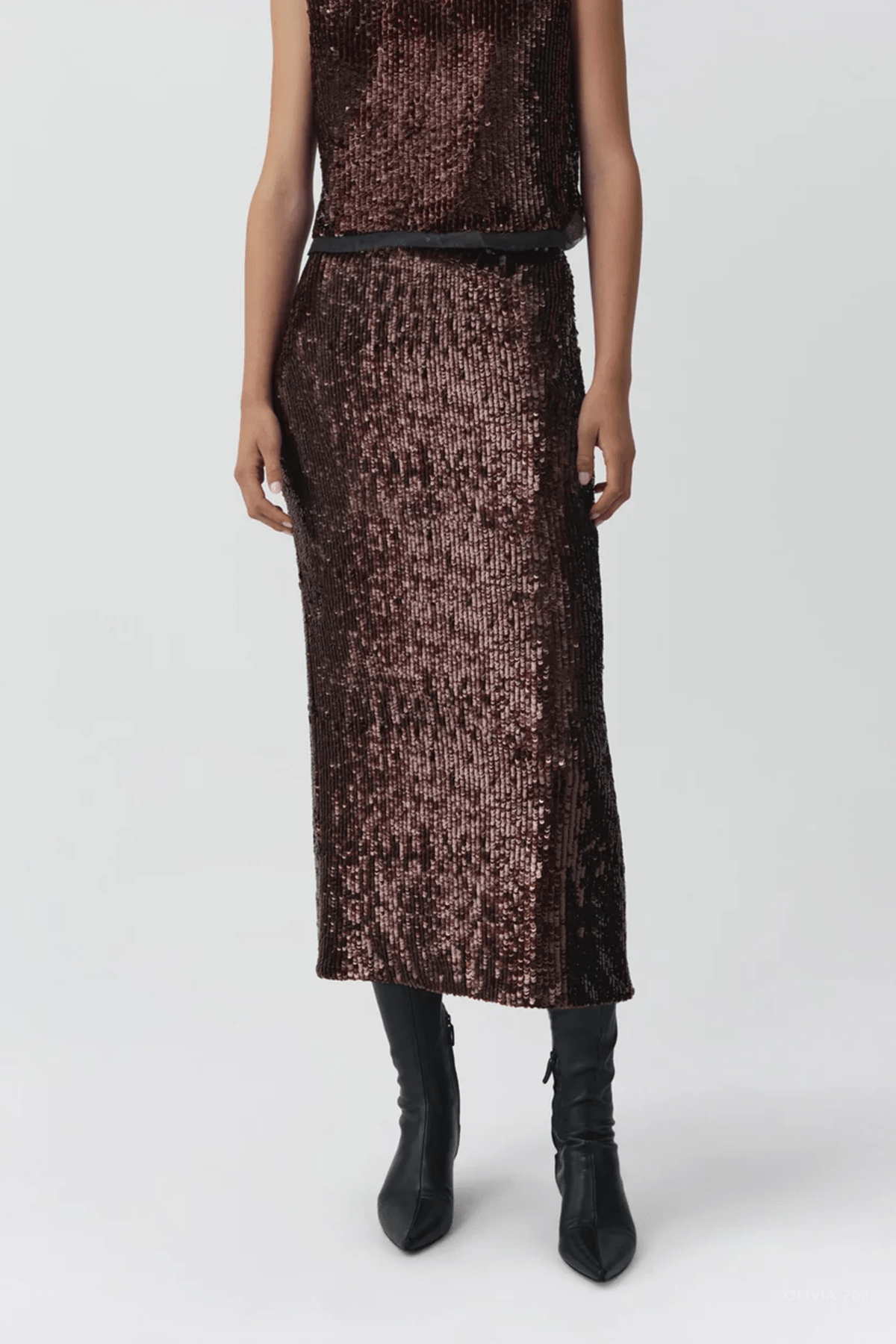 Nikki Midi Skirt in Fig - shop-olivia.com
