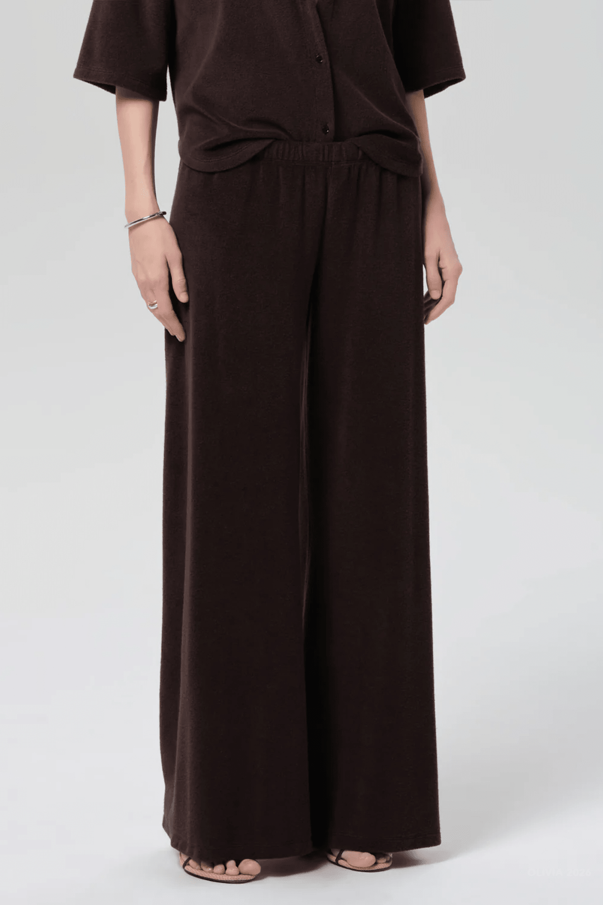 Nora Pull On Pant in Chocolate - shop - olivia.com