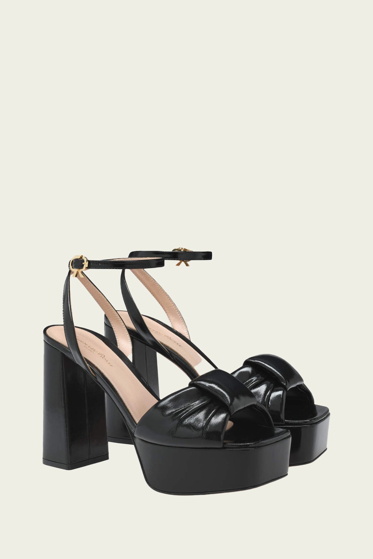 Paradi Platform in Black Nero - shop - olivia.com