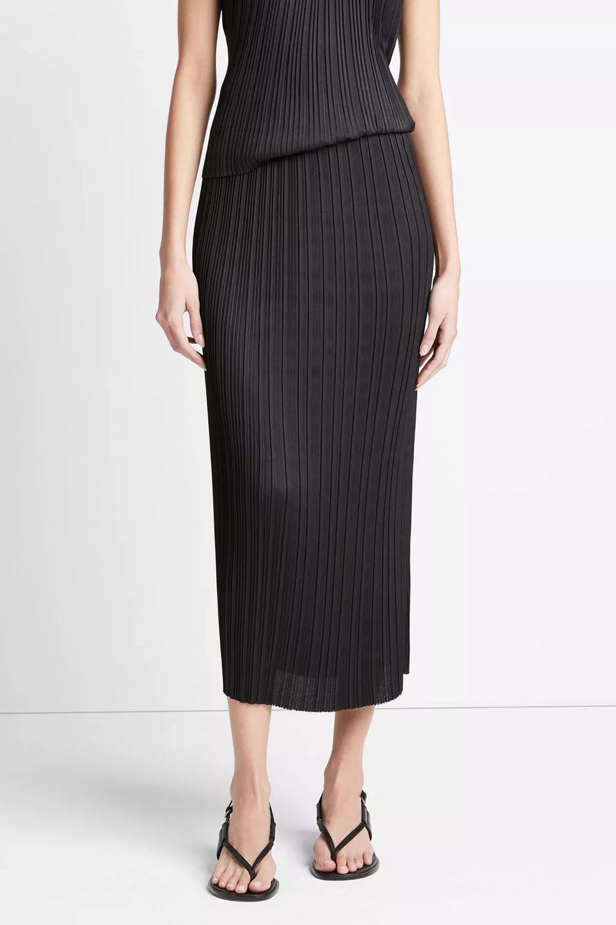 Pleated Satin Straight Pull-On Skirt in Black - shop-olivia.com