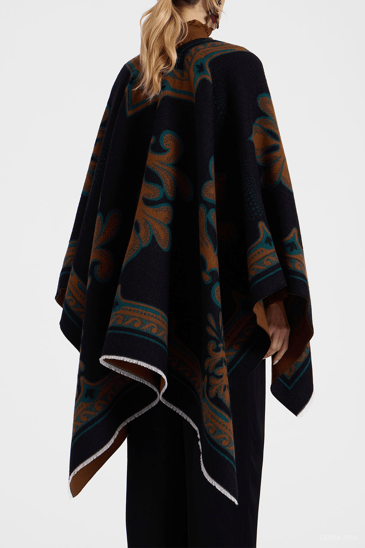 Poncho in Herald Black - shop - olivia.com