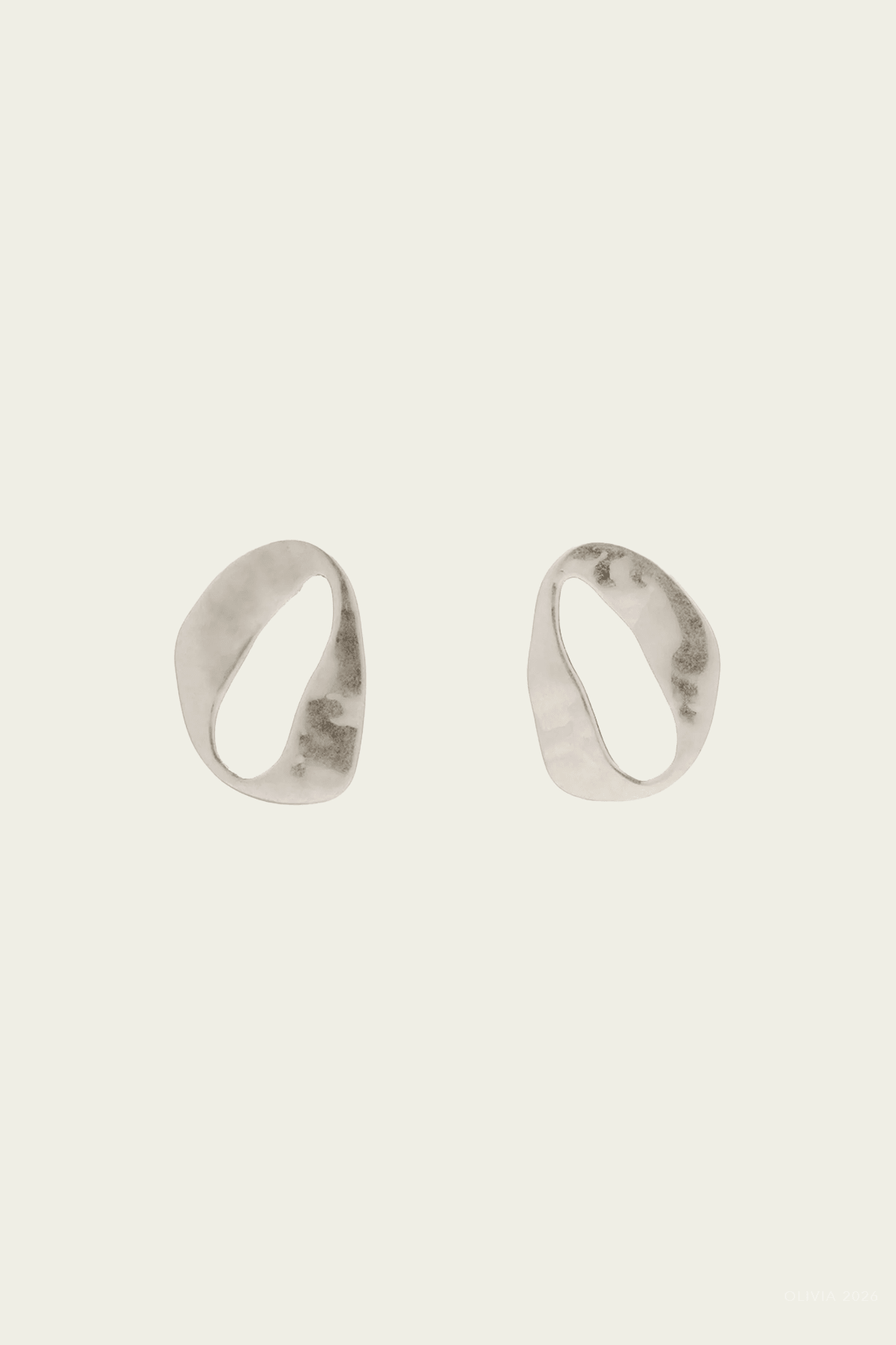 Rue Mini Earrings in Antique Silver - shop-olivia.com
