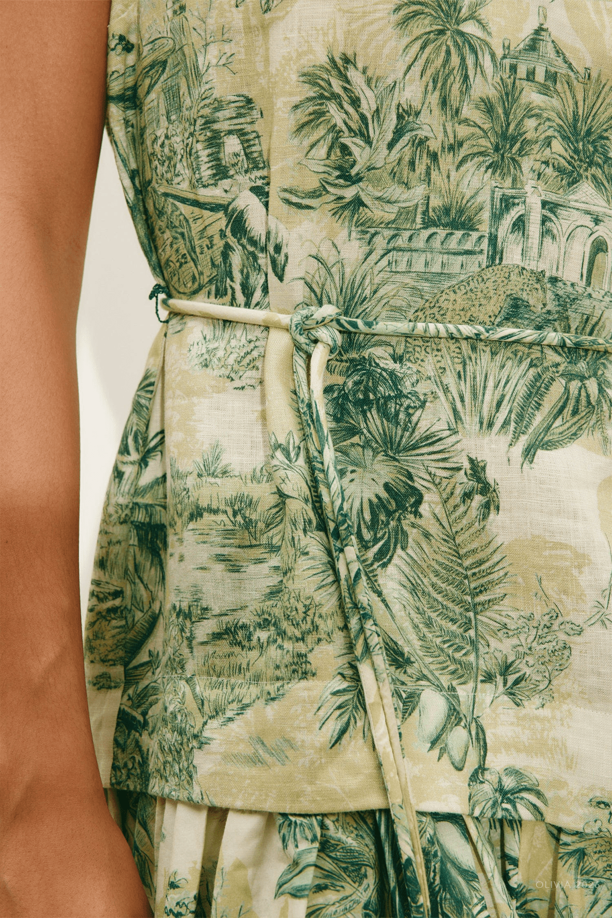 Sara Midi Dress in Green - shop - olivia.com