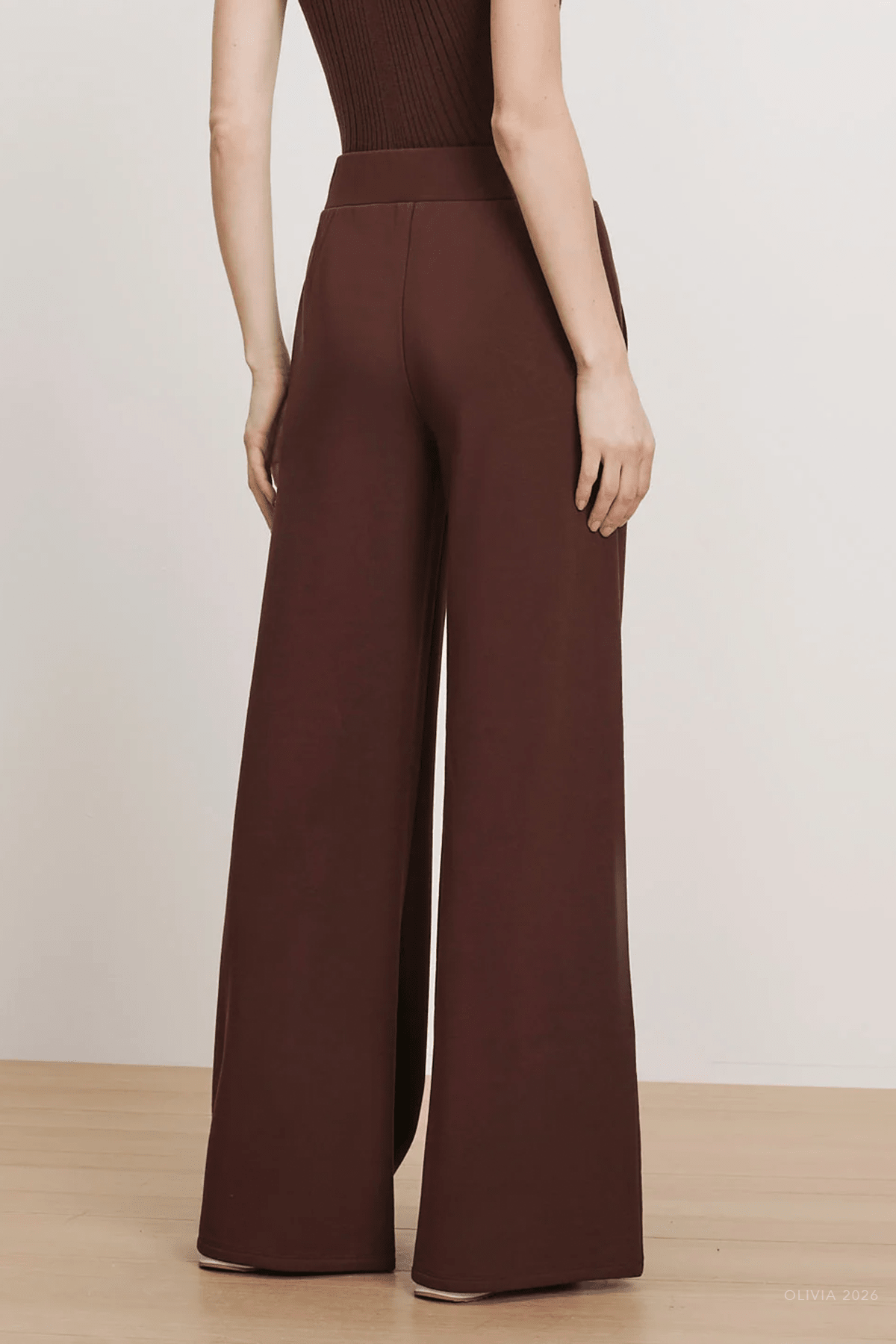 Saunder Wide-Leg Pant in Burgundy - shop-olivia.com