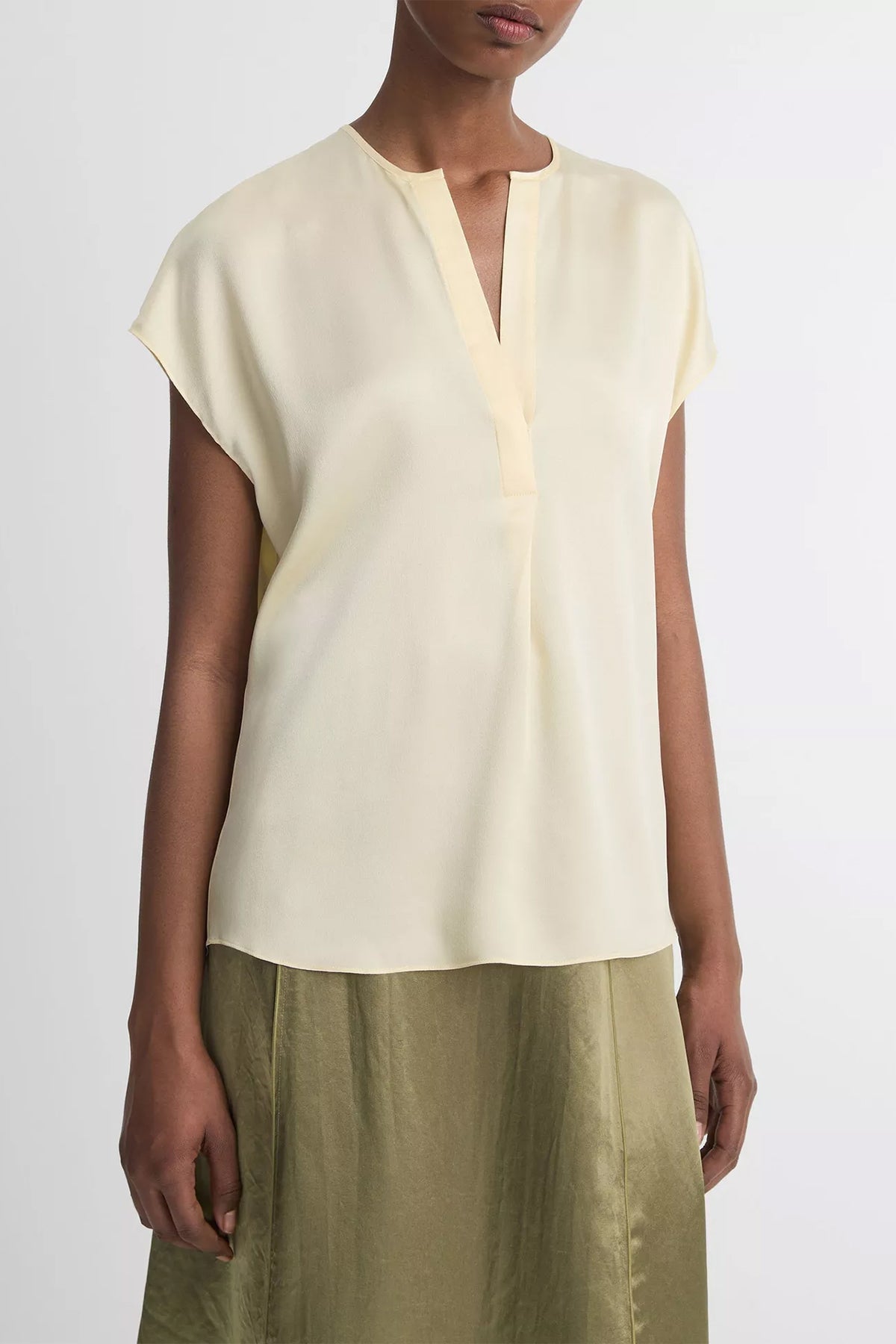 Silk Cap-Sleeve Half-Placket Blouse in Sun Creme - shop-olivia.com