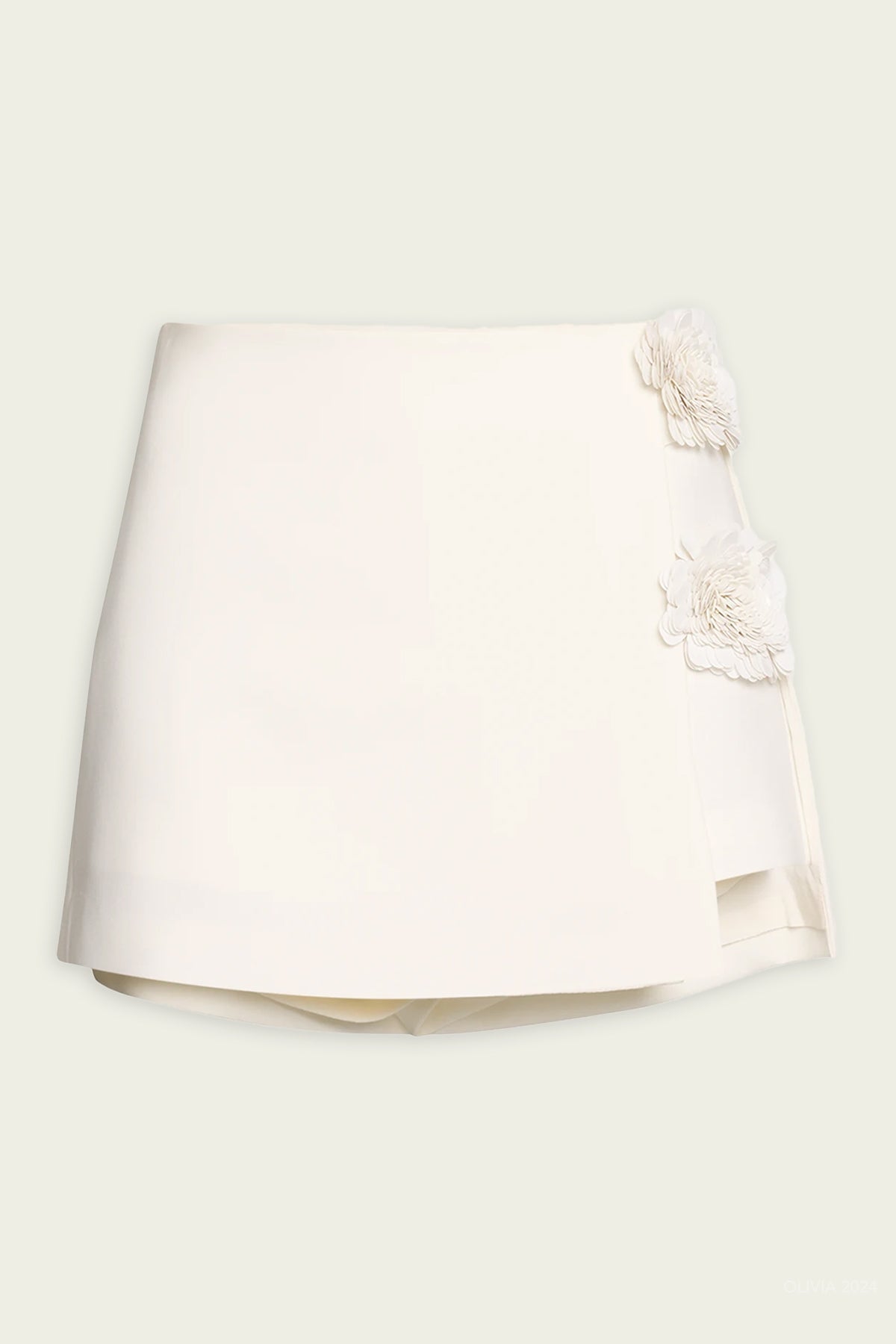 Susie Mini Skirt in White - shop - olivia.com