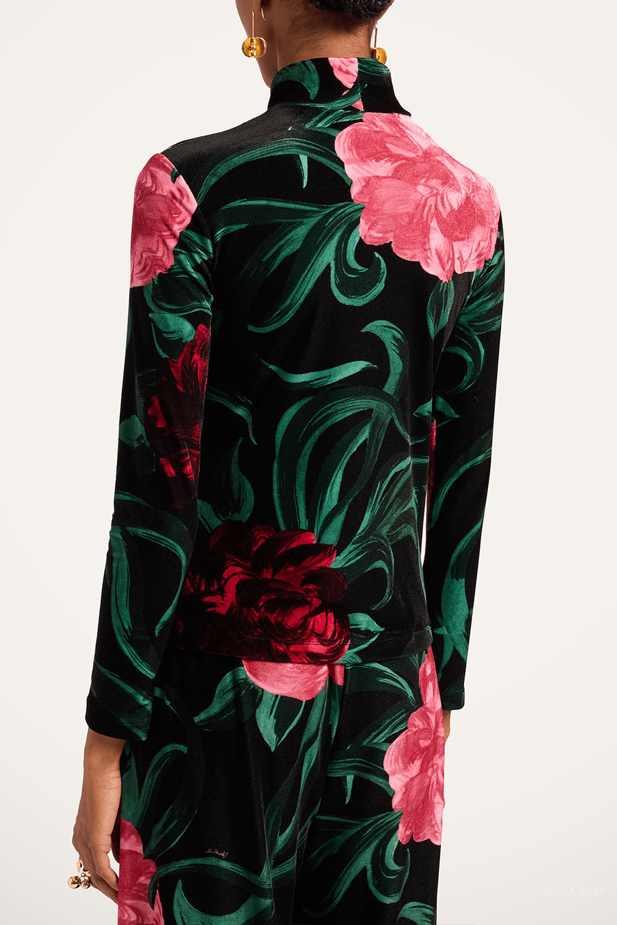 Turtleneck in Peony Black - shop - olivia.com